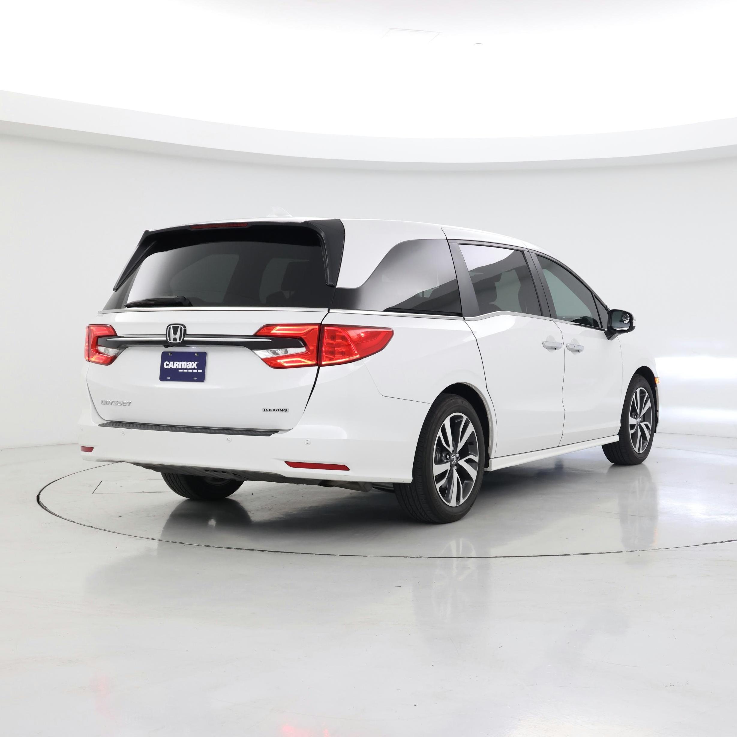 Thumbnail: 2023 Honda Odyssey - 8
