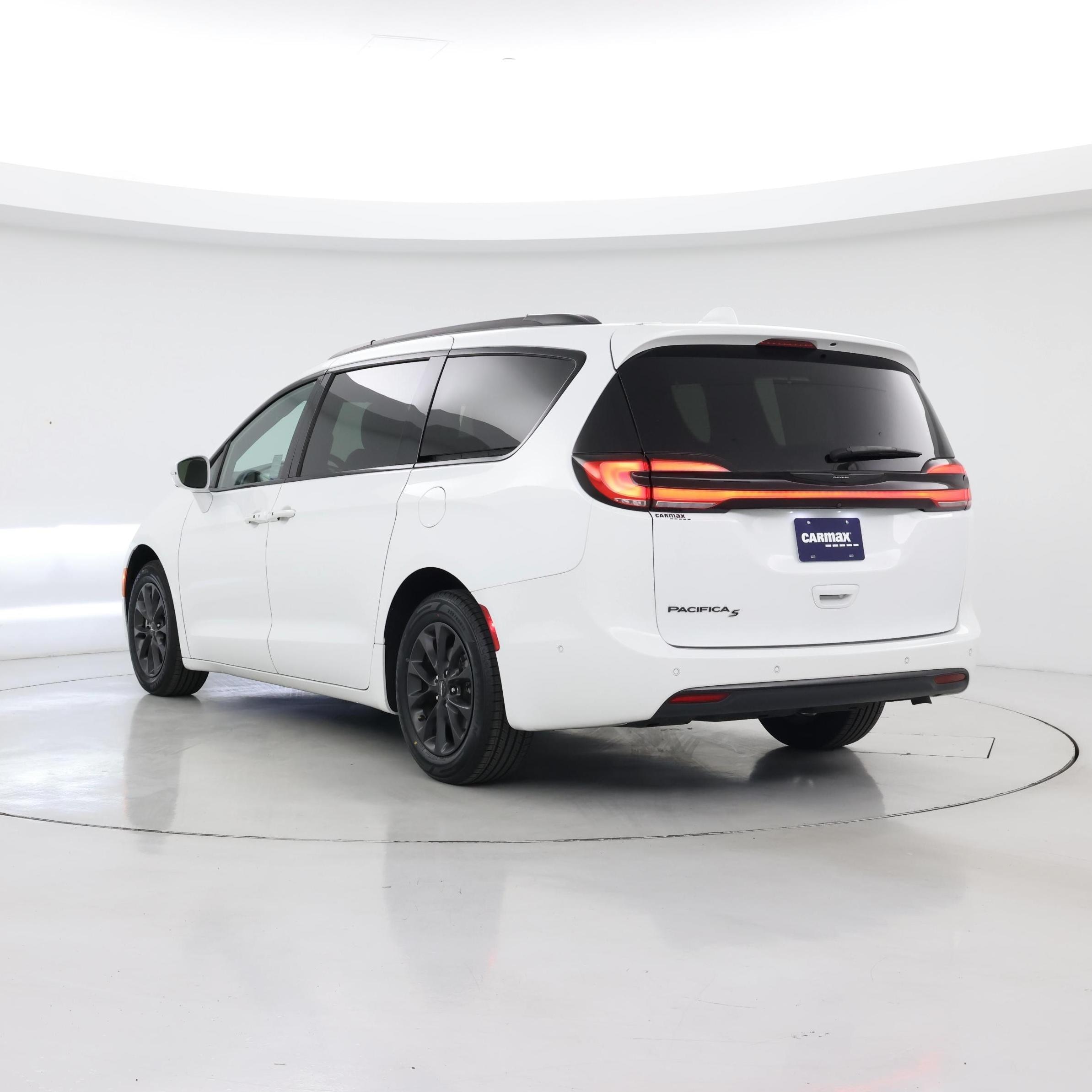 Thumbnail: 2021 Chrysler Pacifica - 2