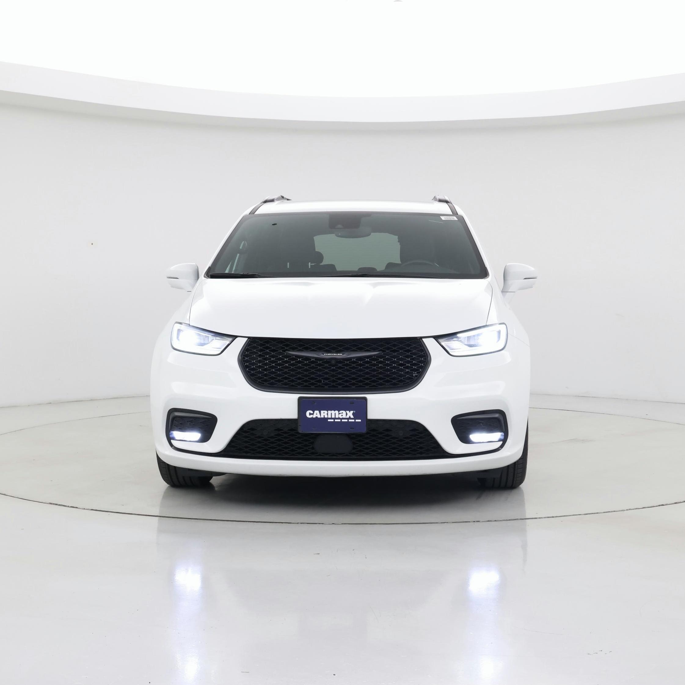 Thumbnail: 2021 Chrysler Pacifica - 5