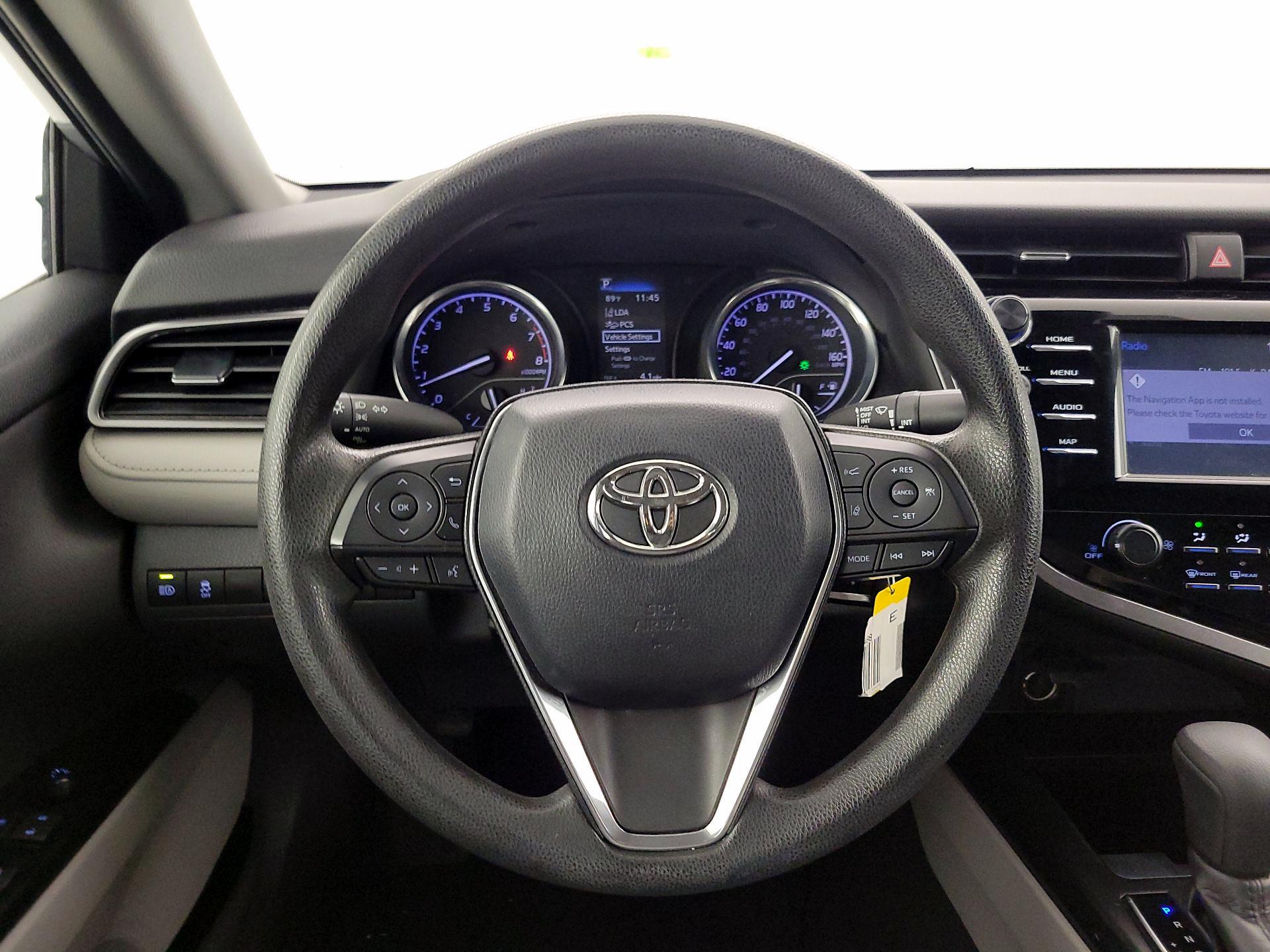 Thumbnail: 2019 Toyota Camry - 10
