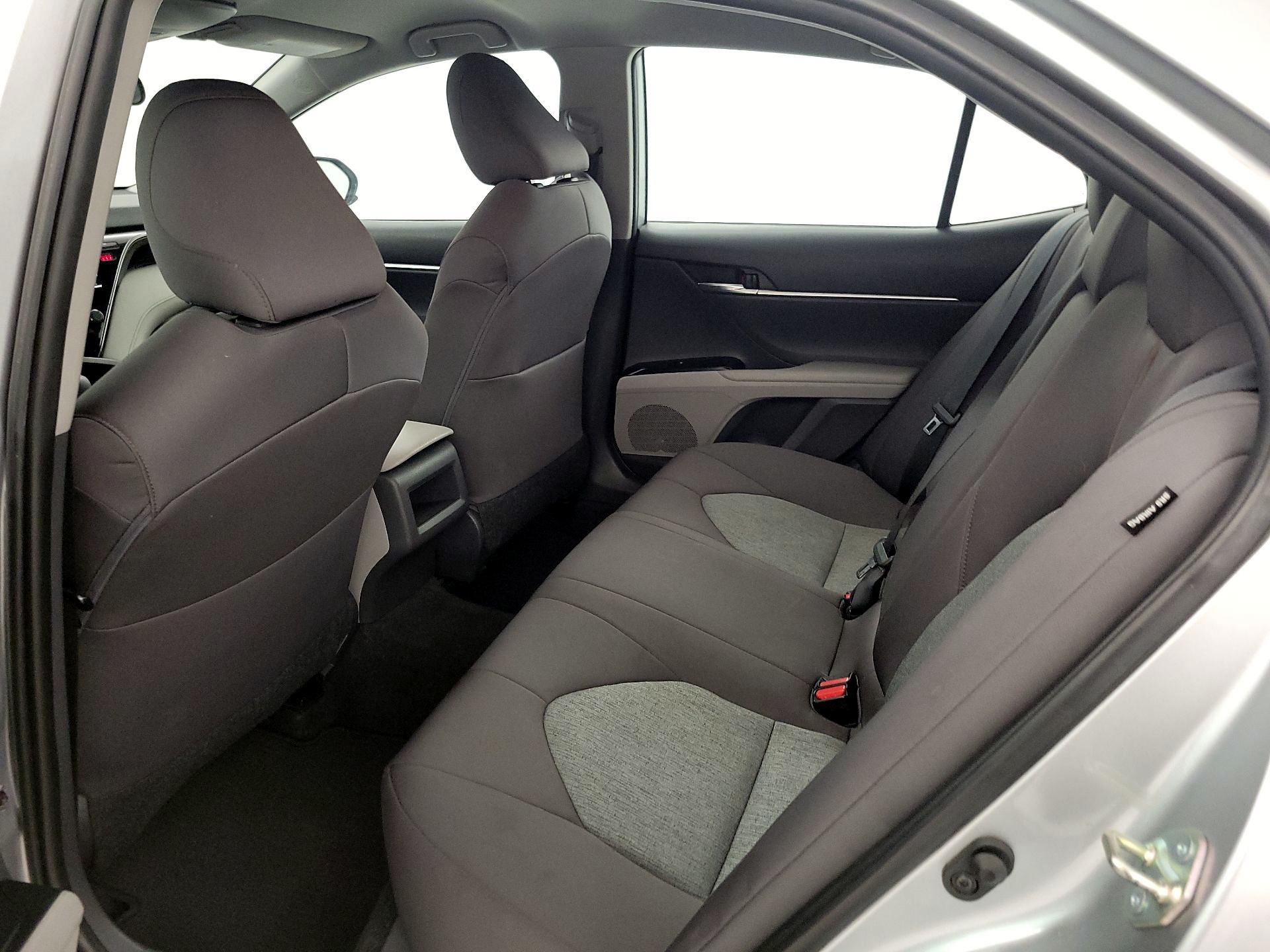 Thumbnail: 2019 Toyota Camry - 19
