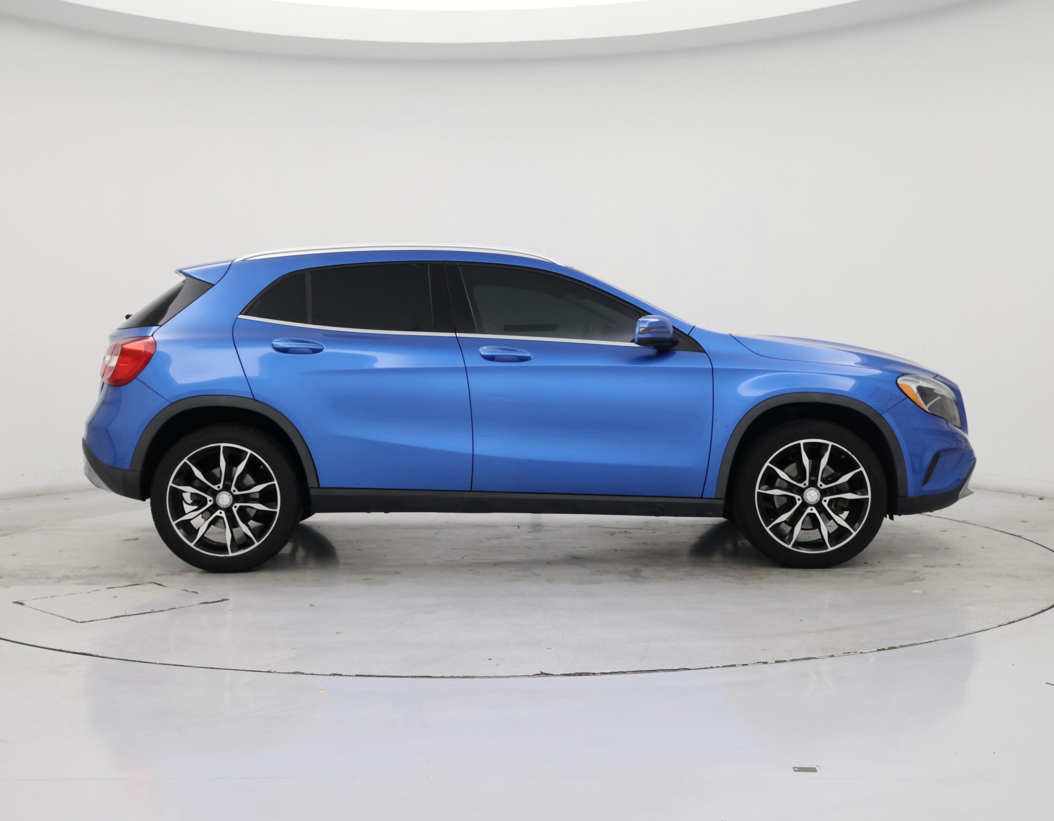 Thumbnail: 2017 Mercedes-Benz GLA - 7