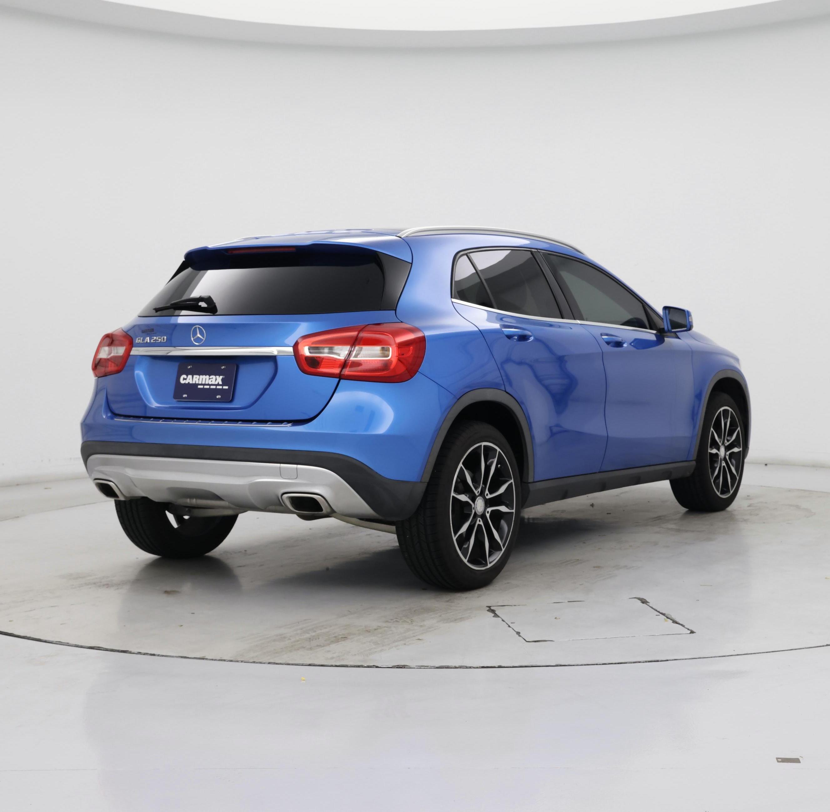 Thumbnail: 2017 Mercedes-Benz GLA - 8