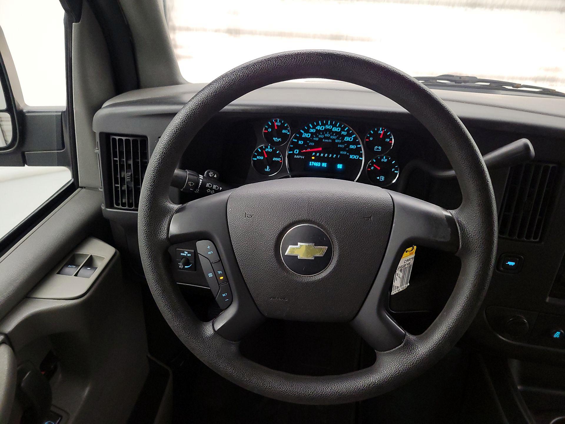 Thumbnail: 2014 Chevrolet Express - 10