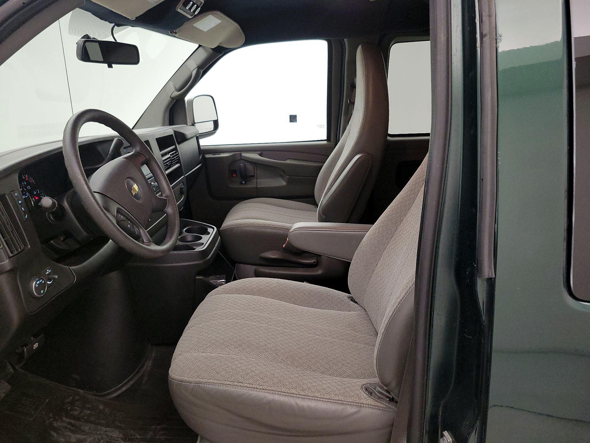 Thumbnail: 2014 Chevrolet Express - 11