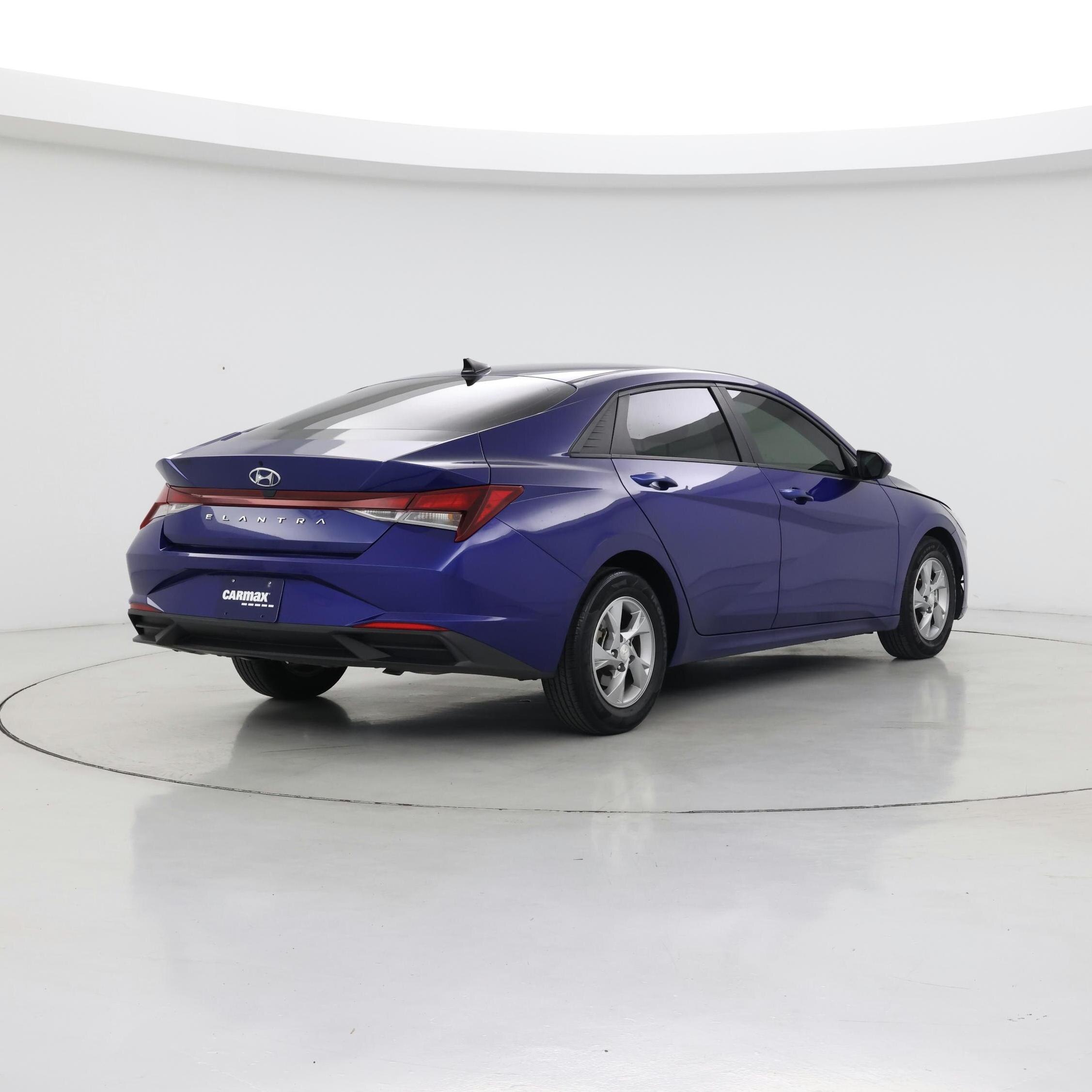Thumbnail: 2020 Toyota RAV4 - 8