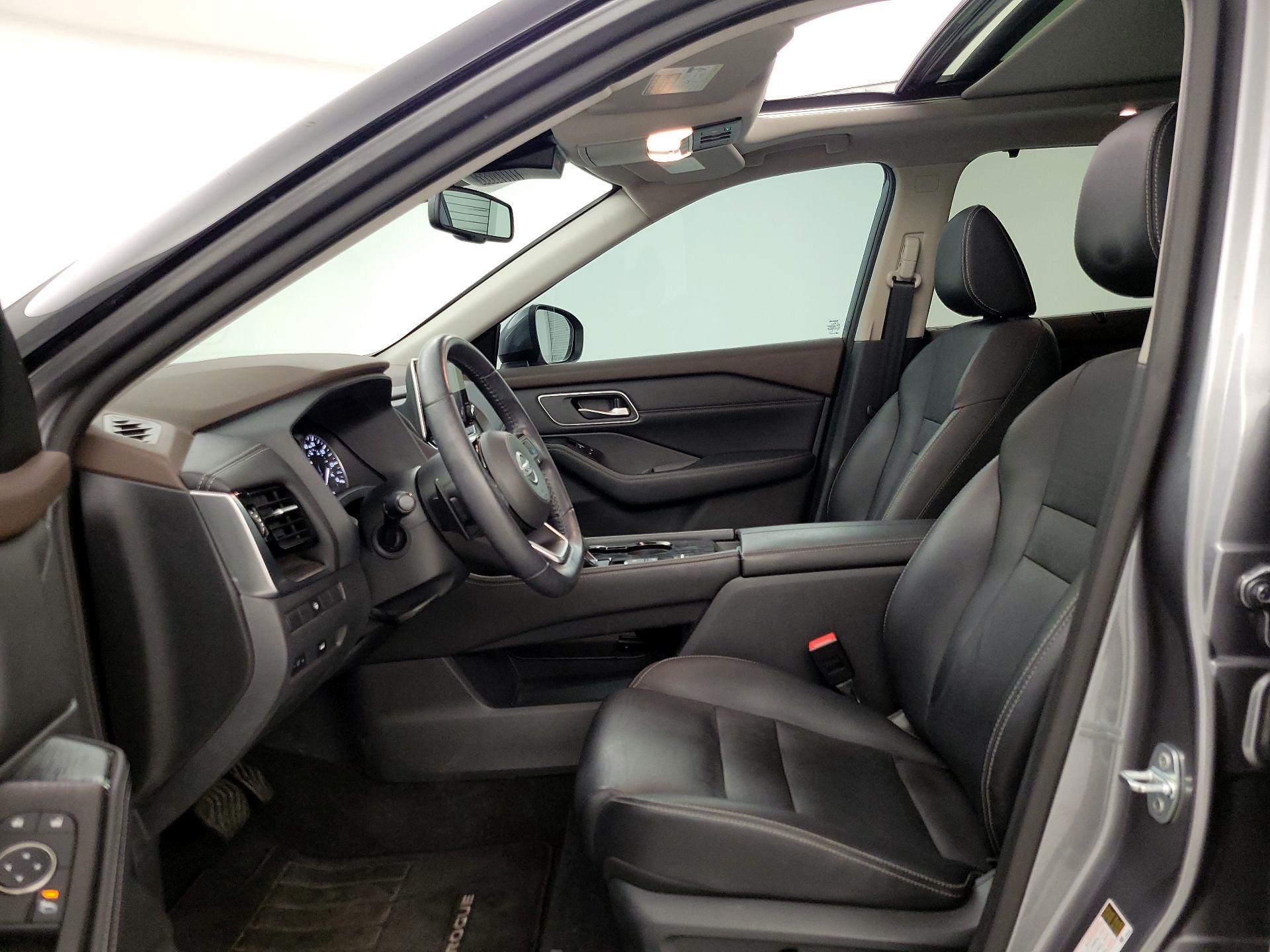 Thumbnail: 2021 Nissan Rogue - 11