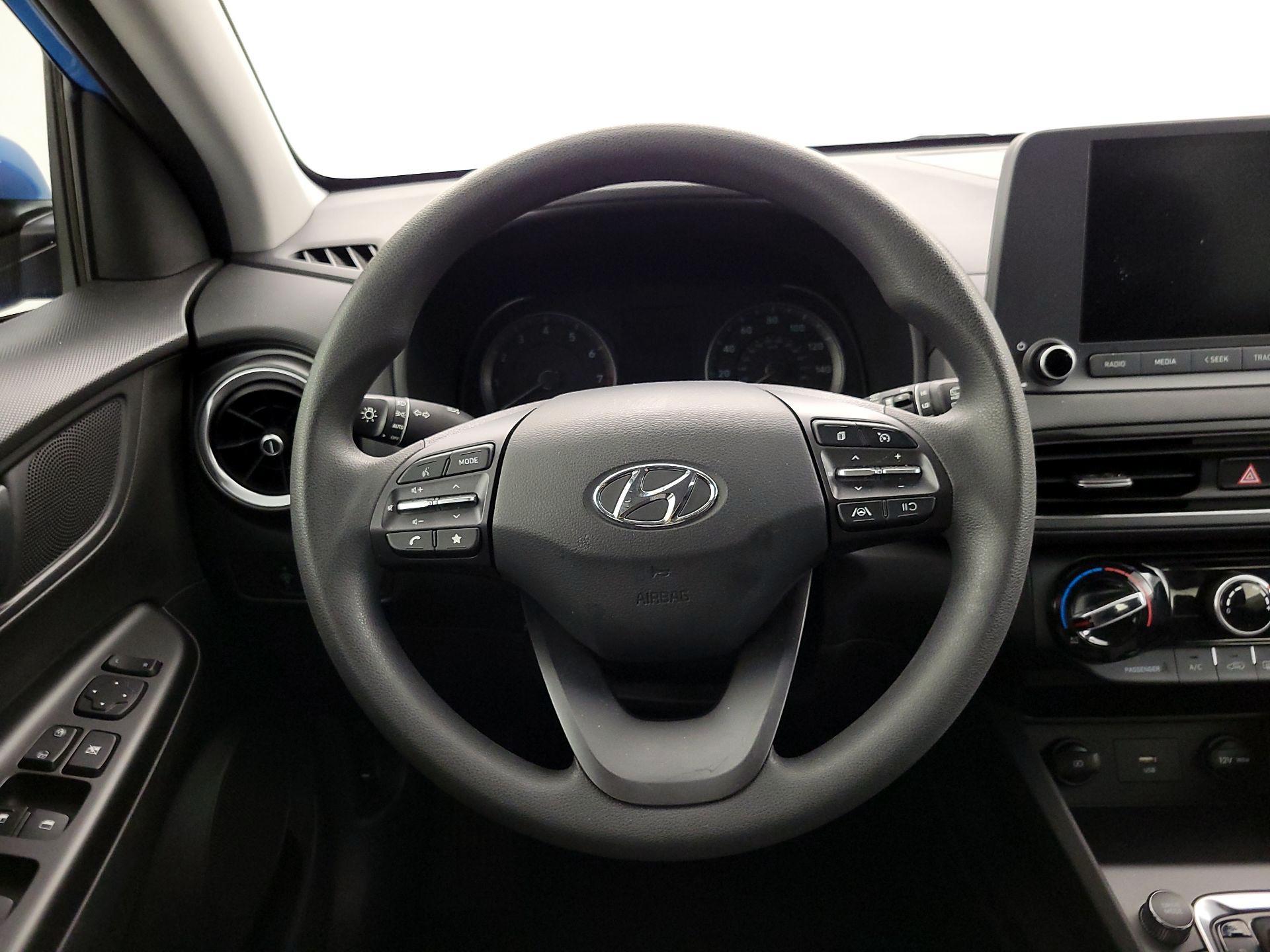 Thumbnail: 2022 Hyundai Kona - 10