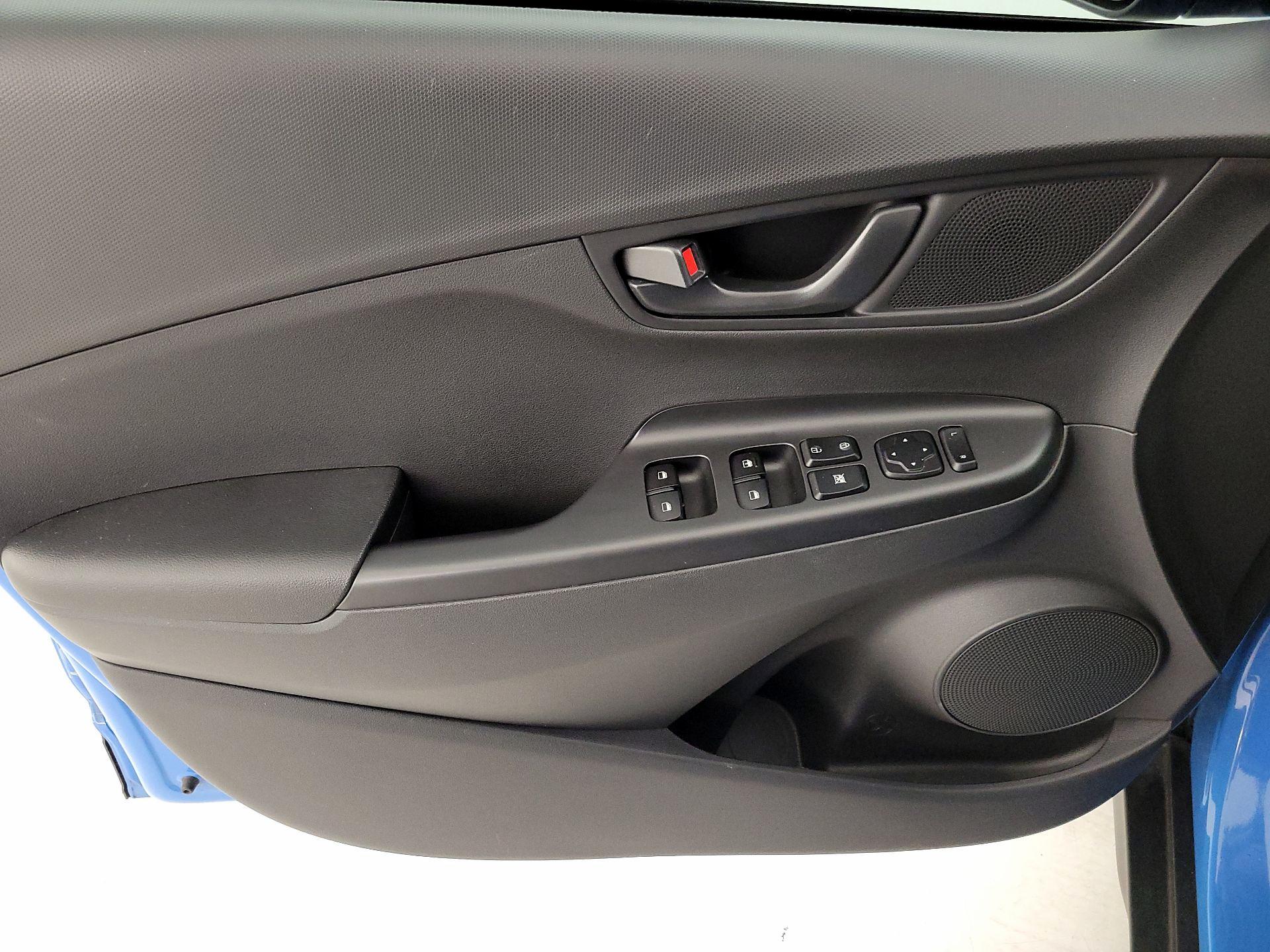 Thumbnail: 2022 Hyundai Kona - 12