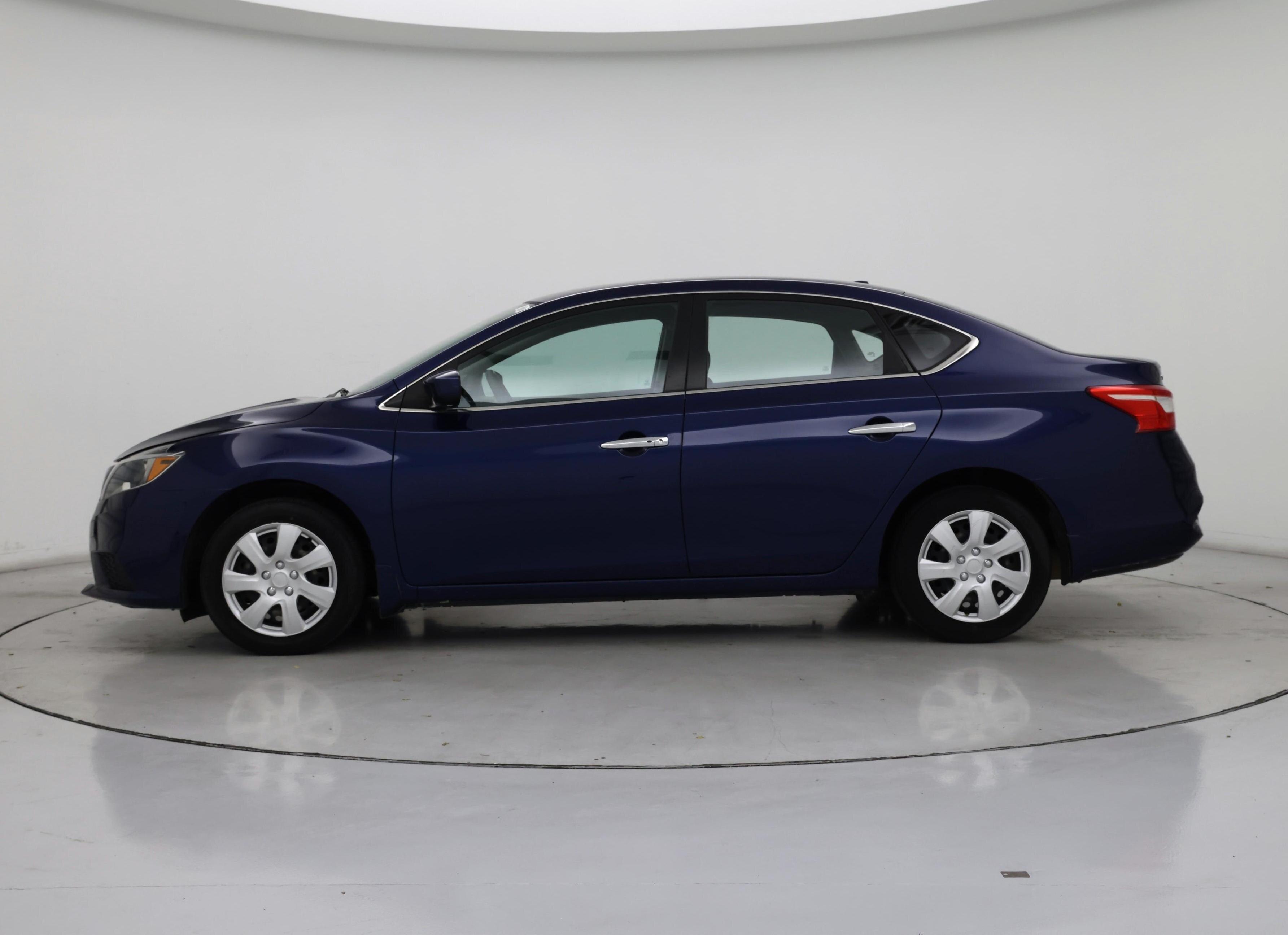 Thumbnail: 2017 Nissan Sentra - 3
