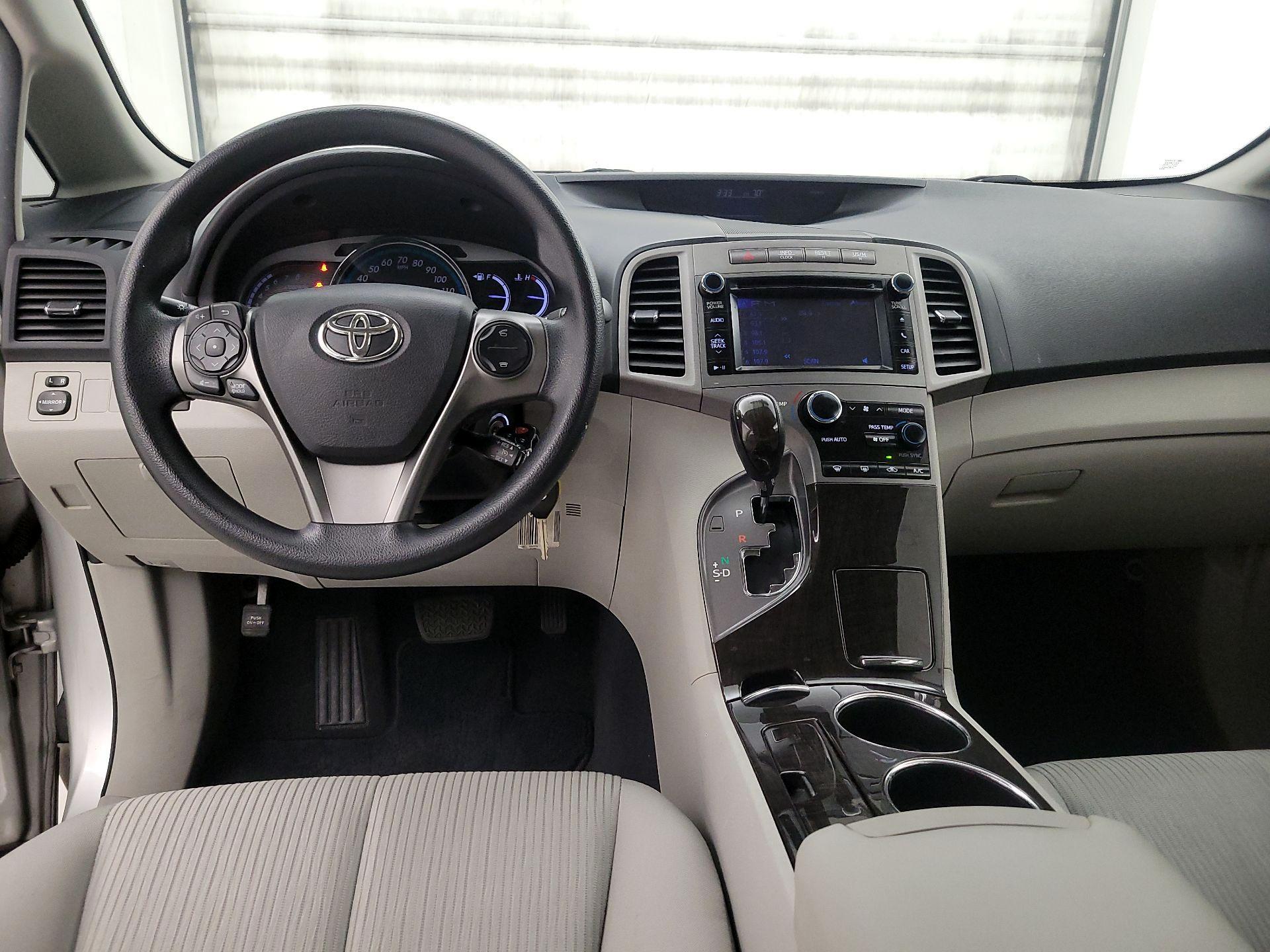 Thumbnail: 2014 Toyota Venza - 9