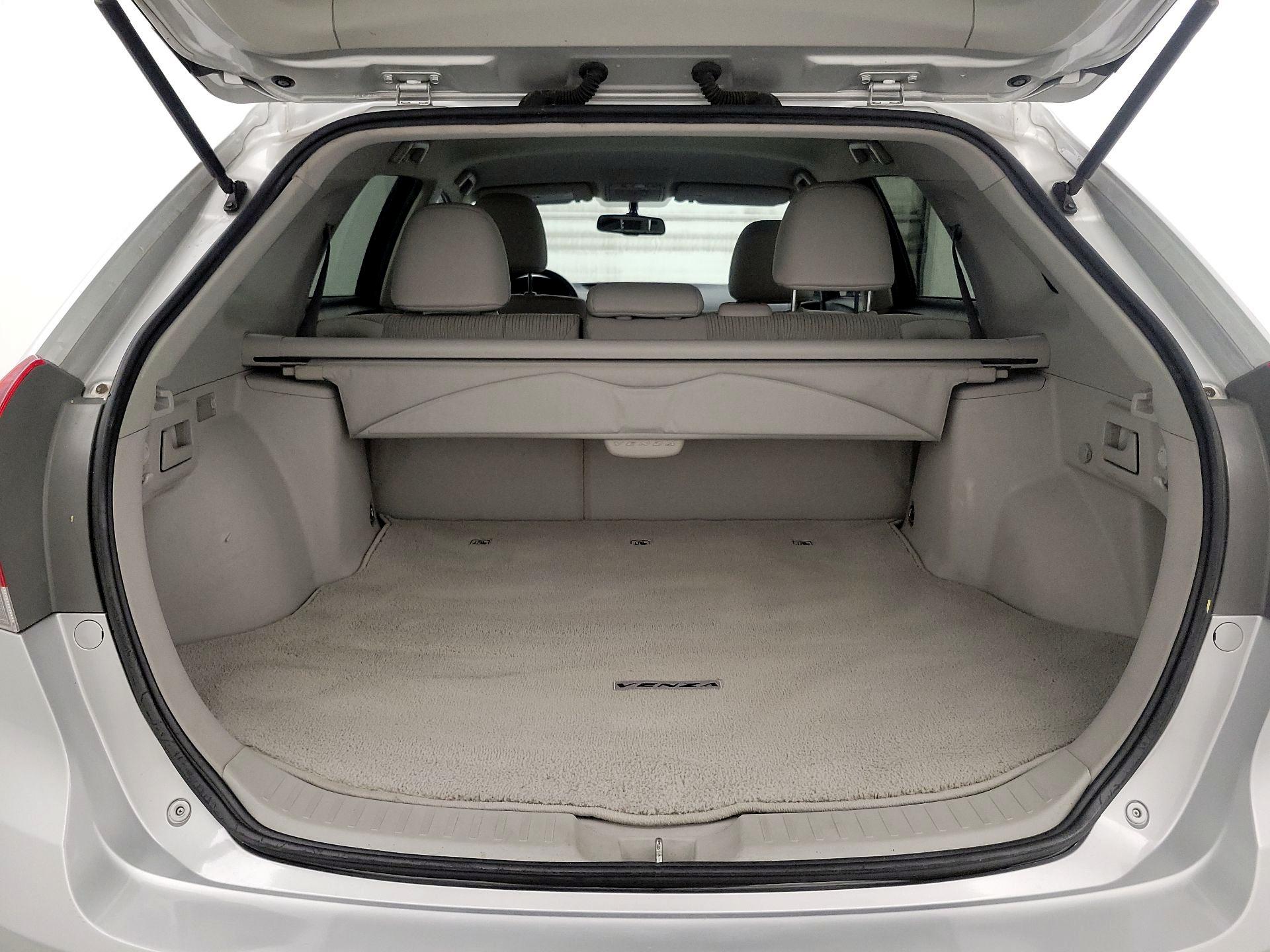 Thumbnail: 2014 Toyota Venza - 19