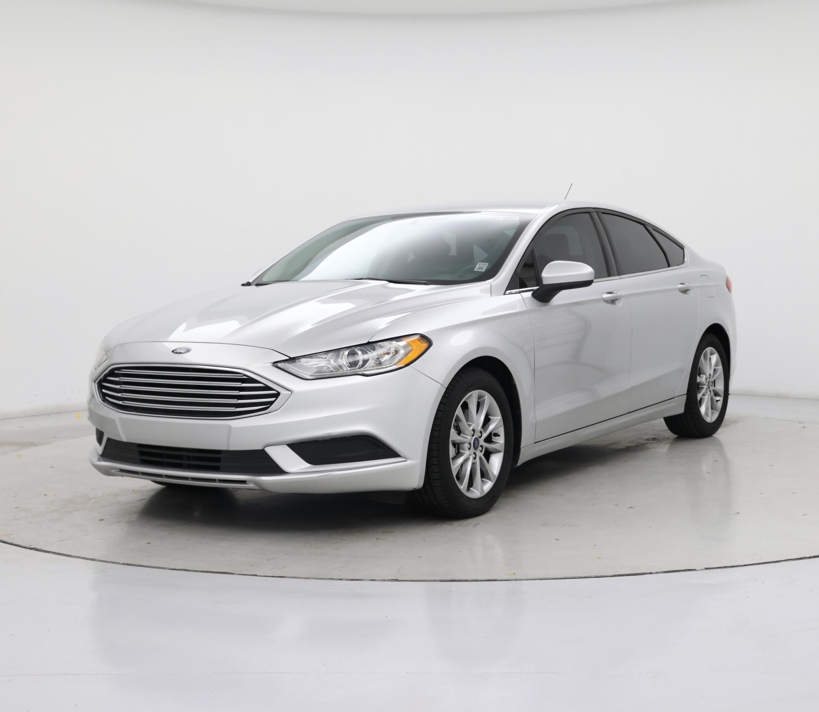 Thumbnail: 2017 Ford Fusion - 4