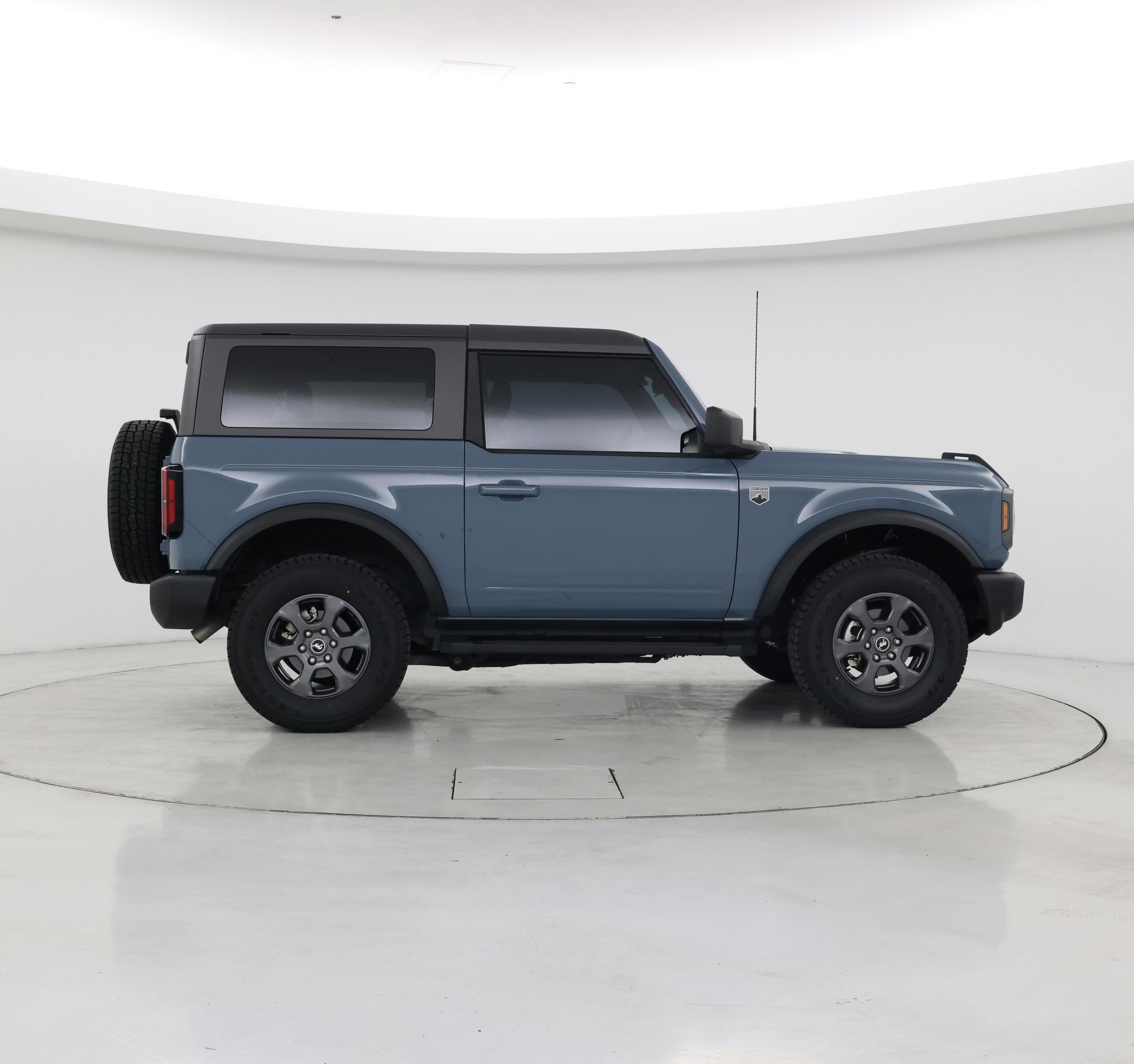 Thumbnail: 2021 Ford Bronco - 7