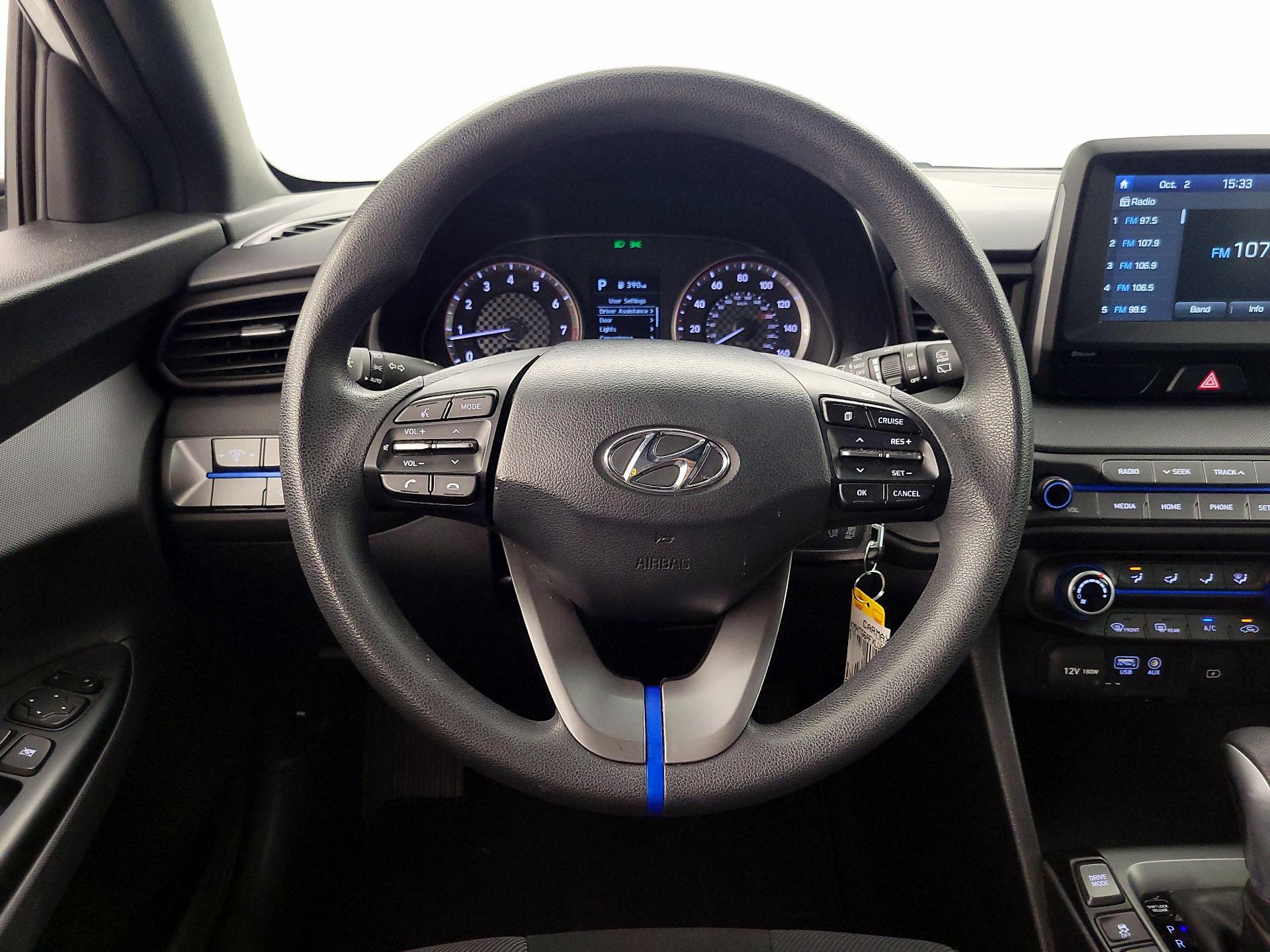 Thumbnail: 2020 Hyundai Veloster - 10
