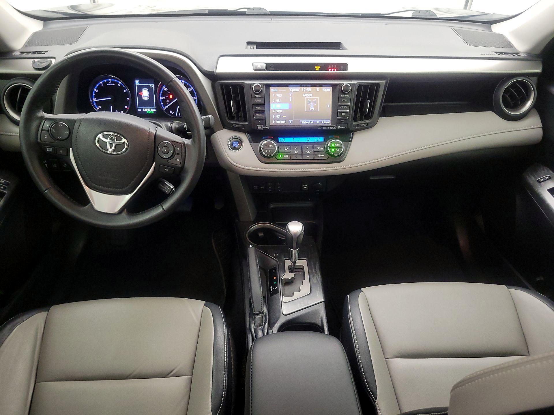 Thumbnail: 2017 Toyota RAV4 - 9