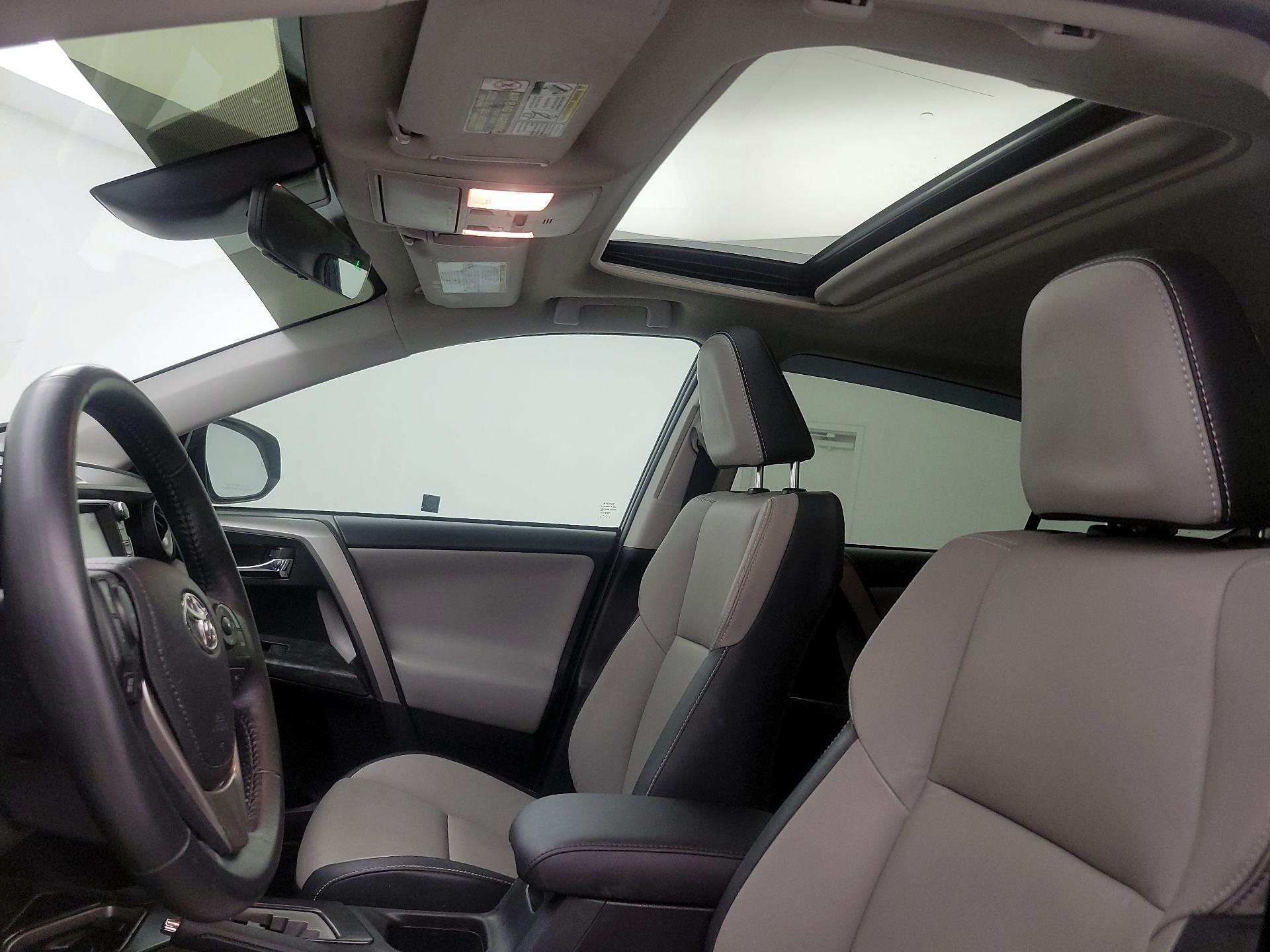 Thumbnail: 2017 Toyota RAV4 - 19