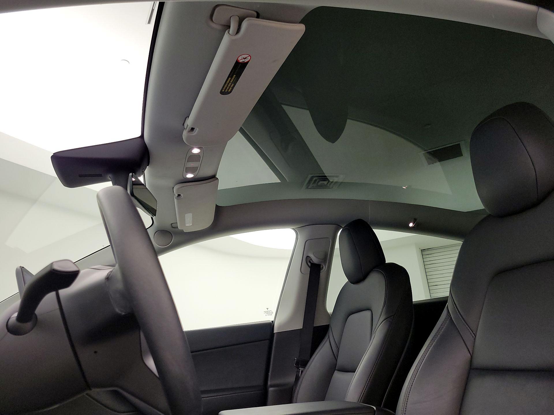 Thumbnail: 2022 Tesla Model Y - 19