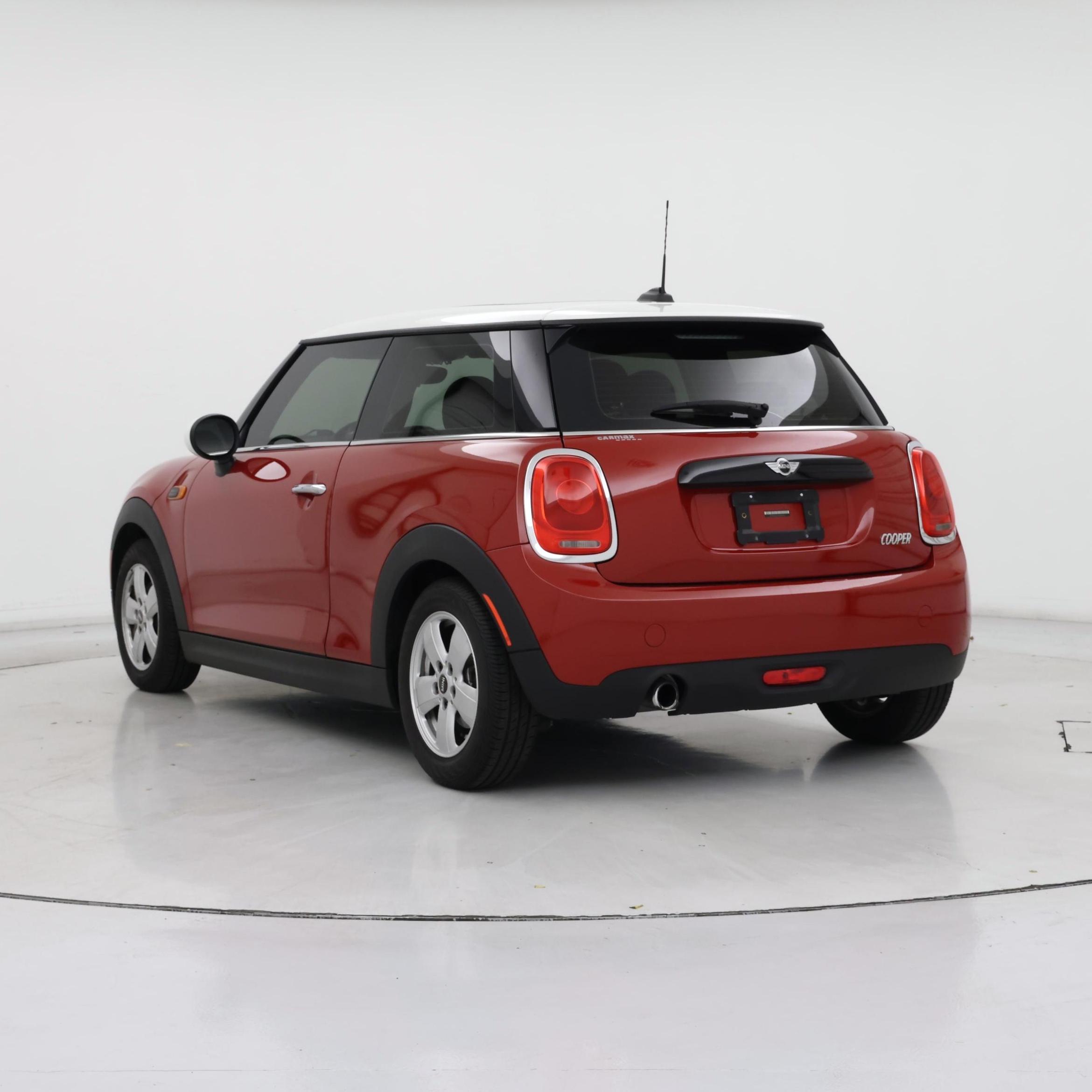 Thumbnail: 2017 MINI Cooper Hardtop - 2