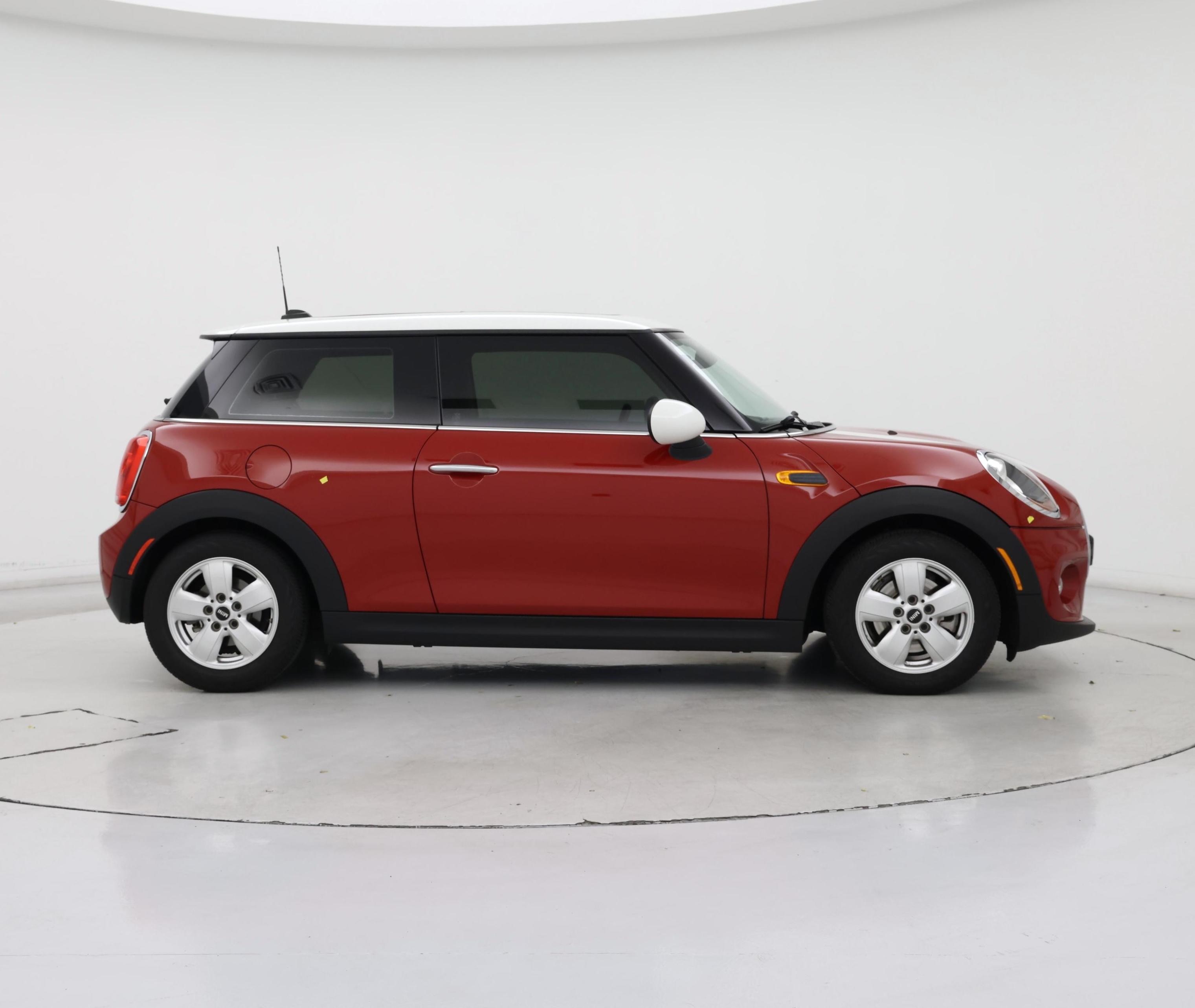 Thumbnail: 2017 MINI Cooper Hardtop - 7