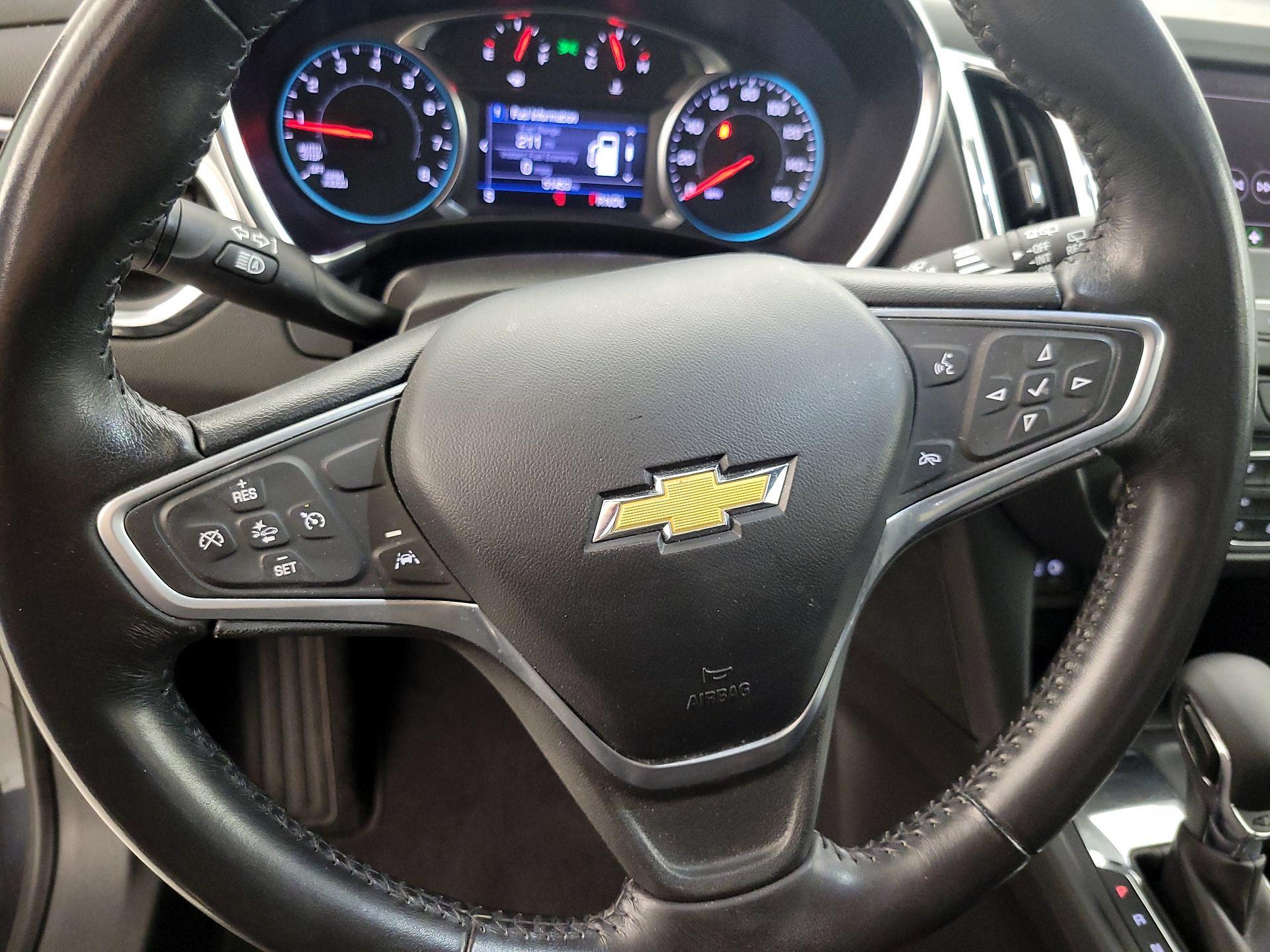 Thumbnail: 2022 Chevrolet Equinox - 10