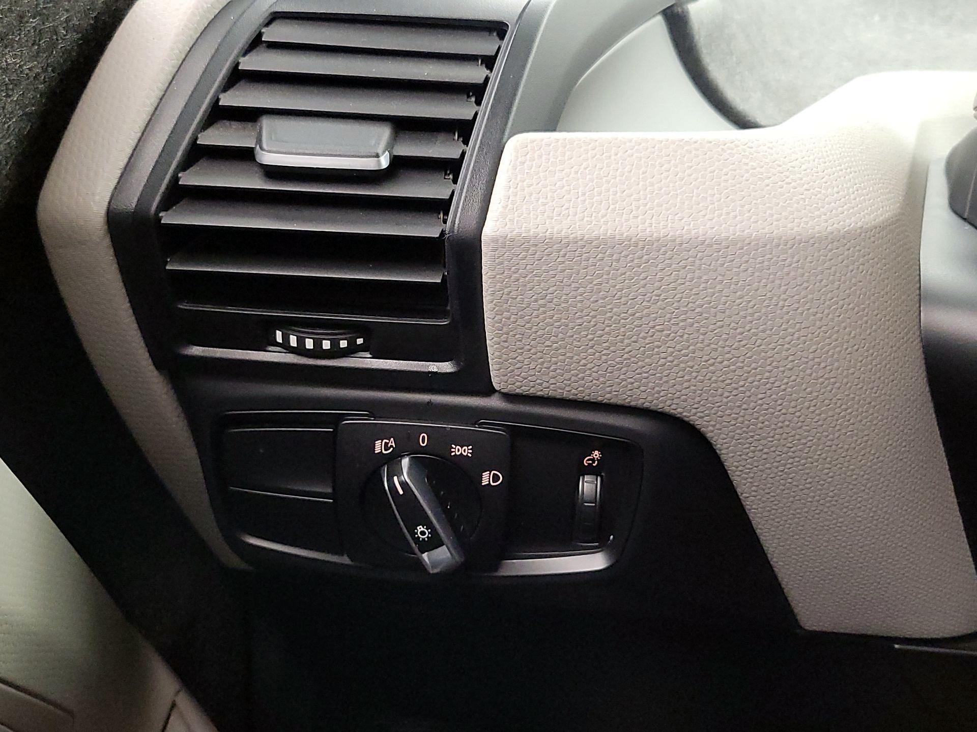 Thumbnail: 2016 BMW i3 - 13