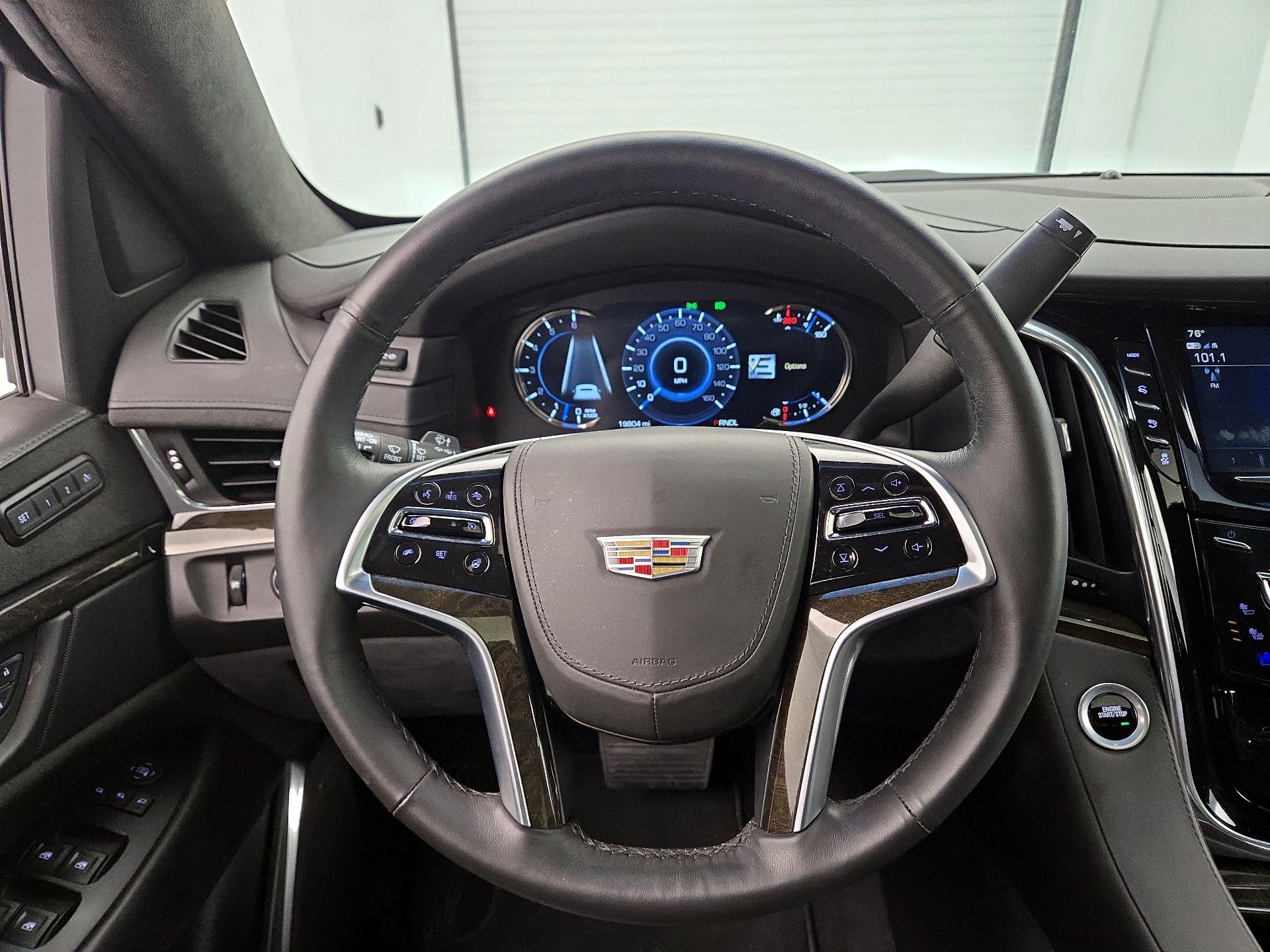 Thumbnail: 2018 Cadillac Escalade - 10