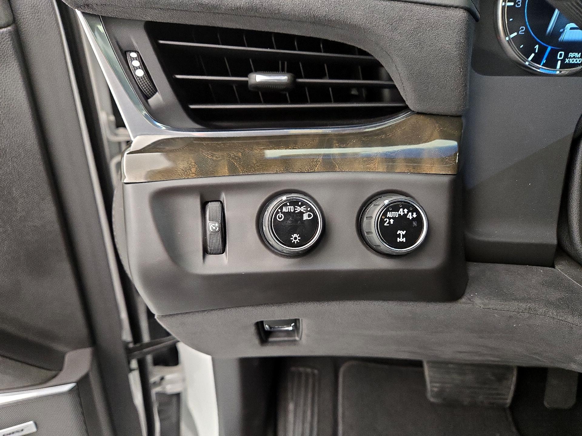 Thumbnail: 2018 Cadillac Escalade - 13
