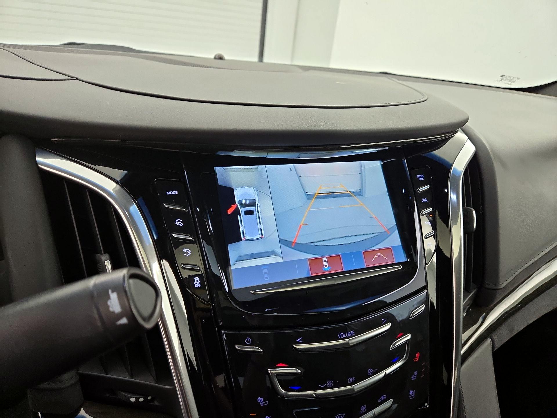 Thumbnail: 2018 Cadillac Escalade - 14