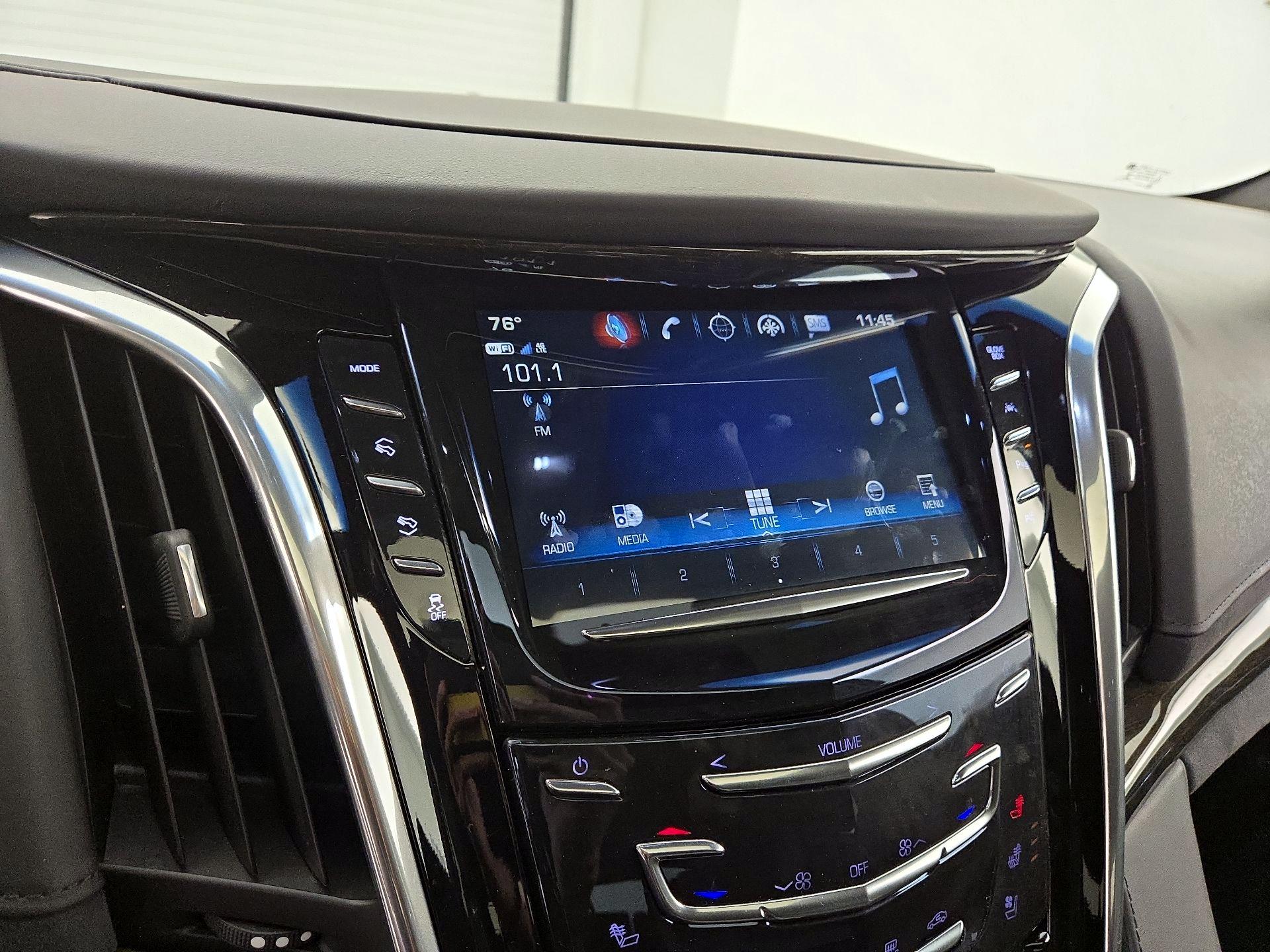 Thumbnail: 2018 Cadillac Escalade - 15