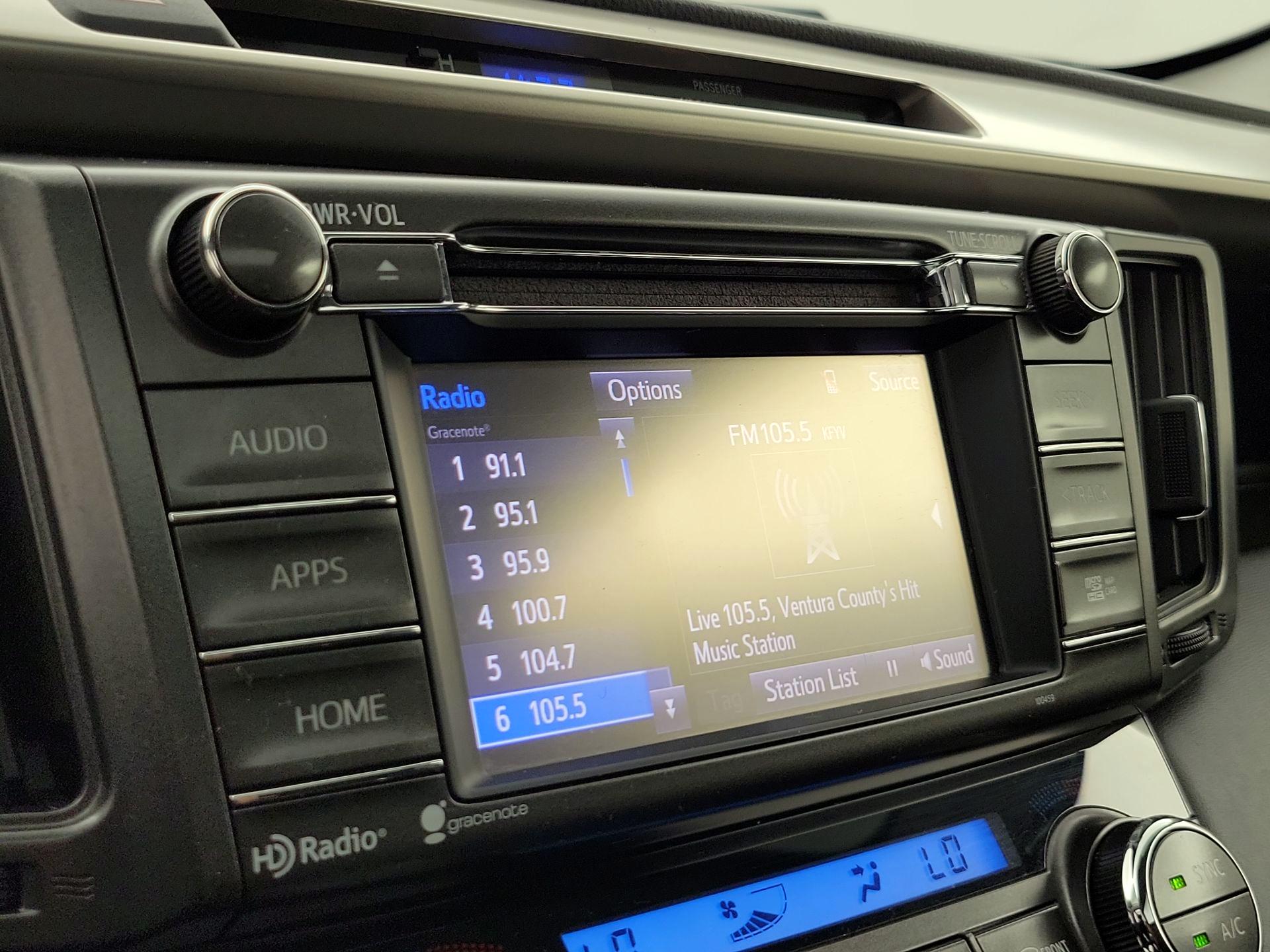 Thumbnail: 2015 Toyota RAV4 - 15