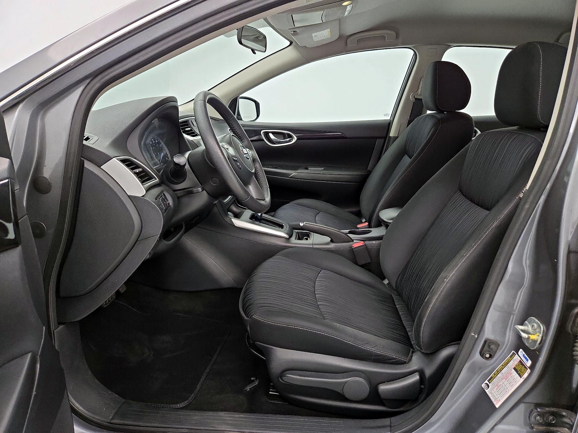 Thumbnail: 2019 Nissan Sentra - 11