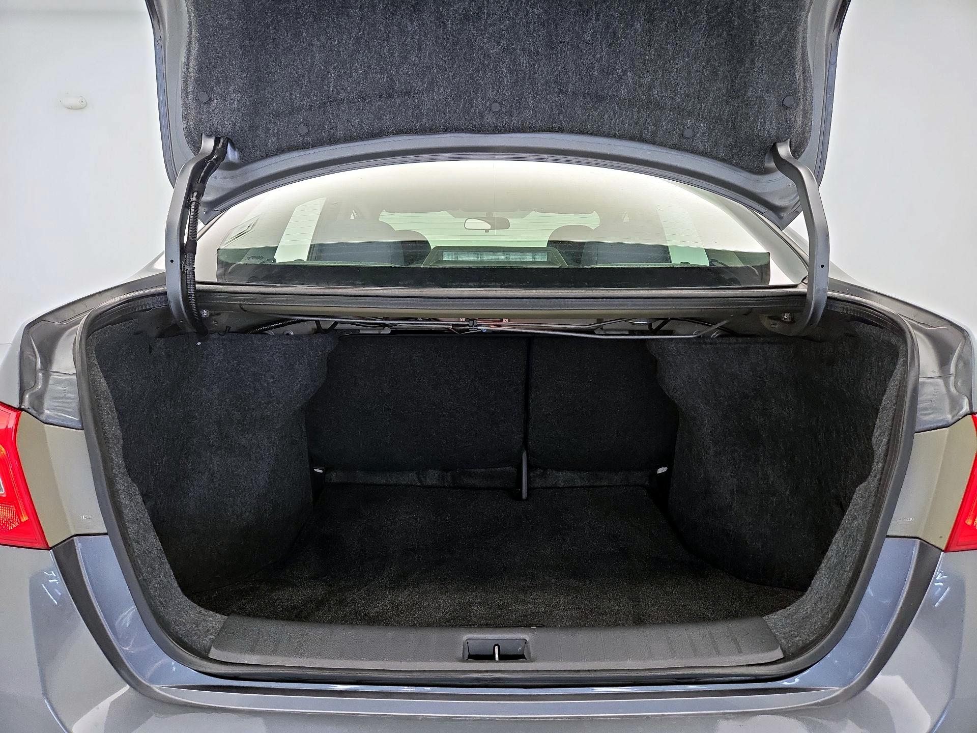 Thumbnail: 2019 Nissan Sentra - 20
