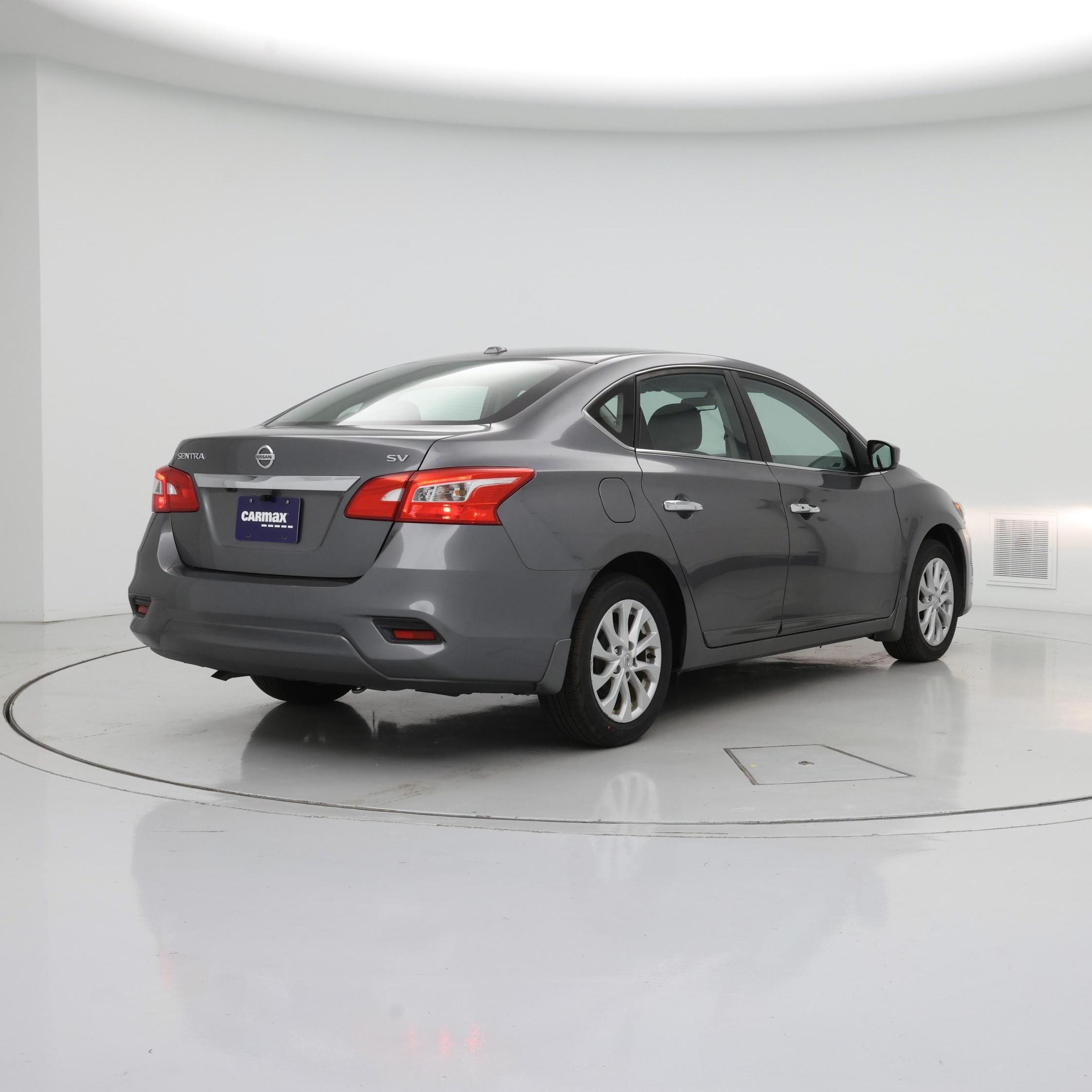 Thumbnail: 2019 Nissan Sentra - 8