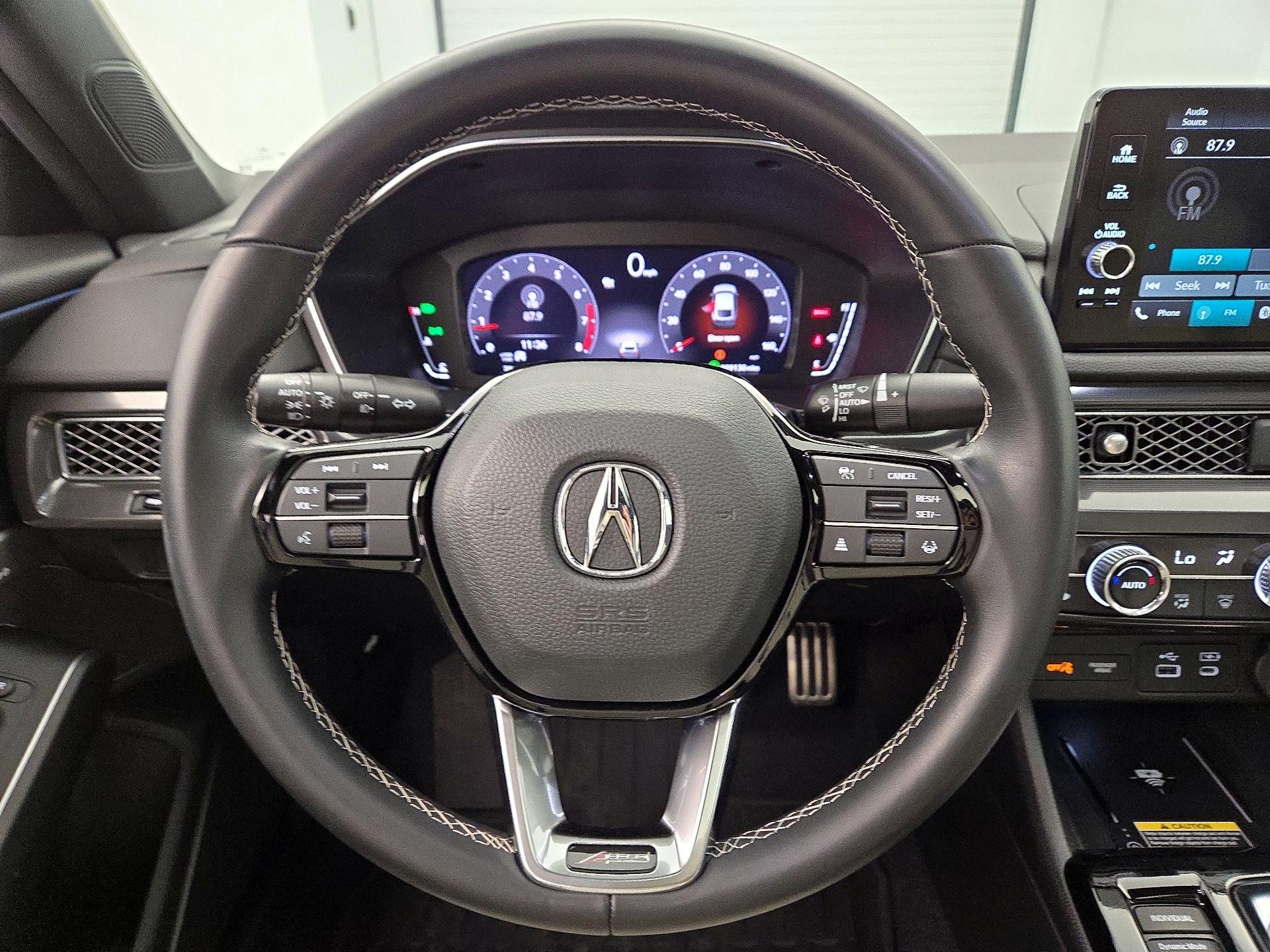 Thumbnail: 2023 Acura Integra - 10