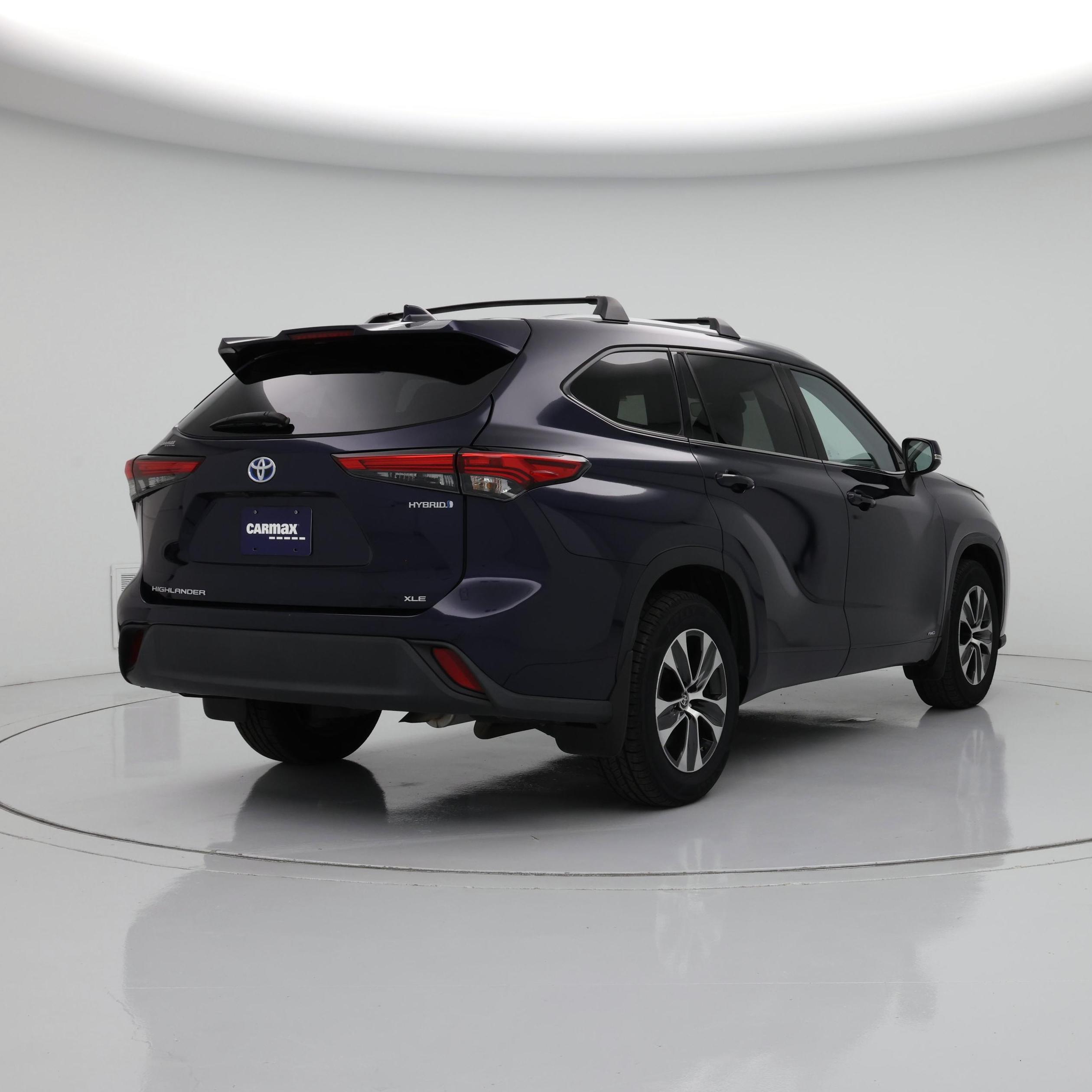 Thumbnail: 2022 Toyota Highlander - 8