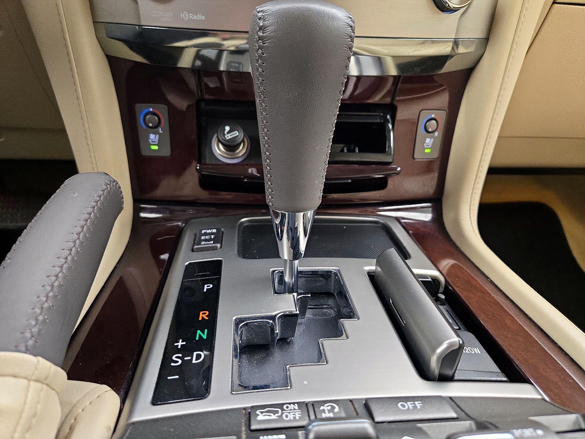 Thumbnail: 2013 Lexus LX - 18