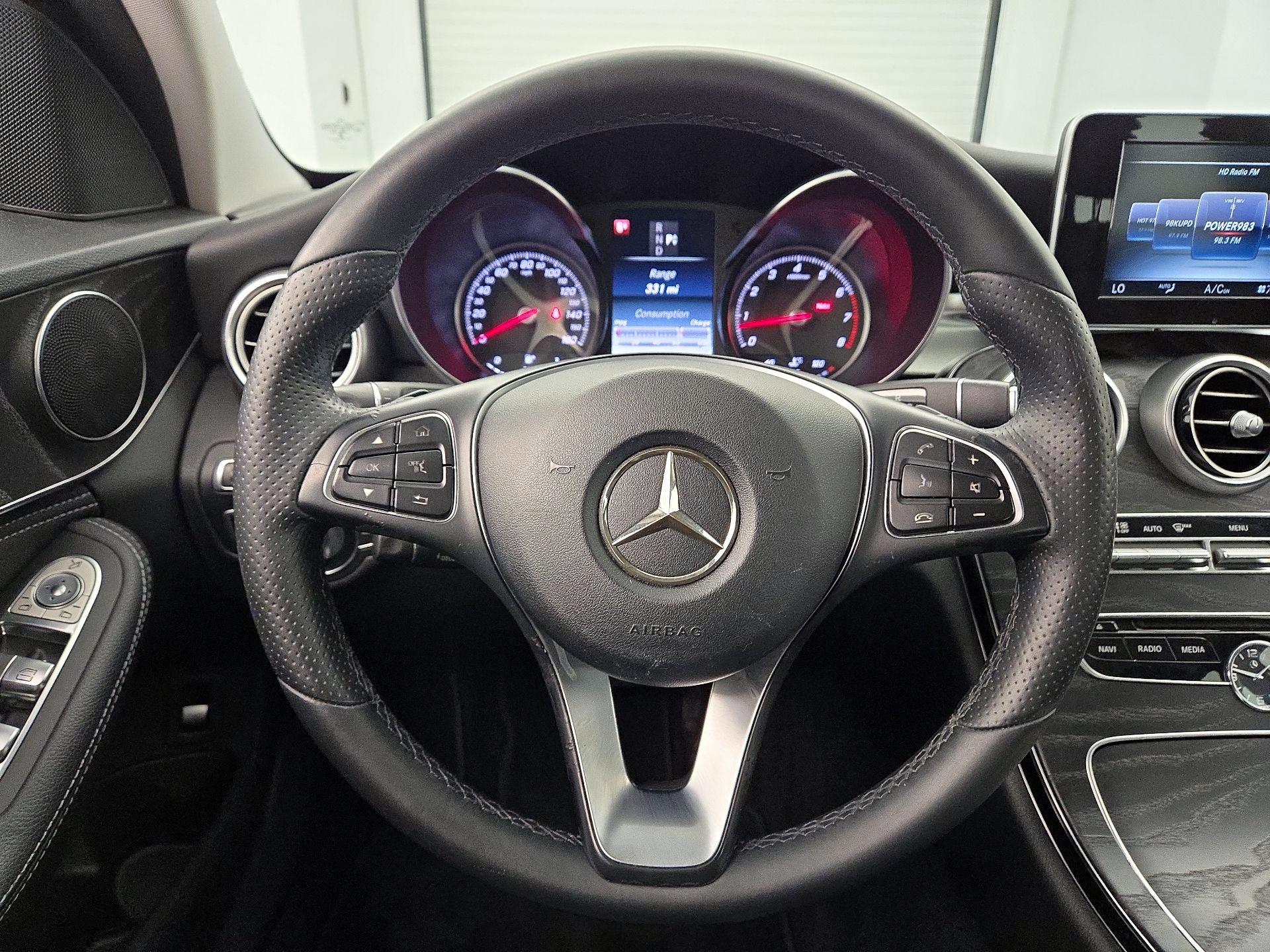 Thumbnail: 2016 Mercedes-Benz C-Class - 10