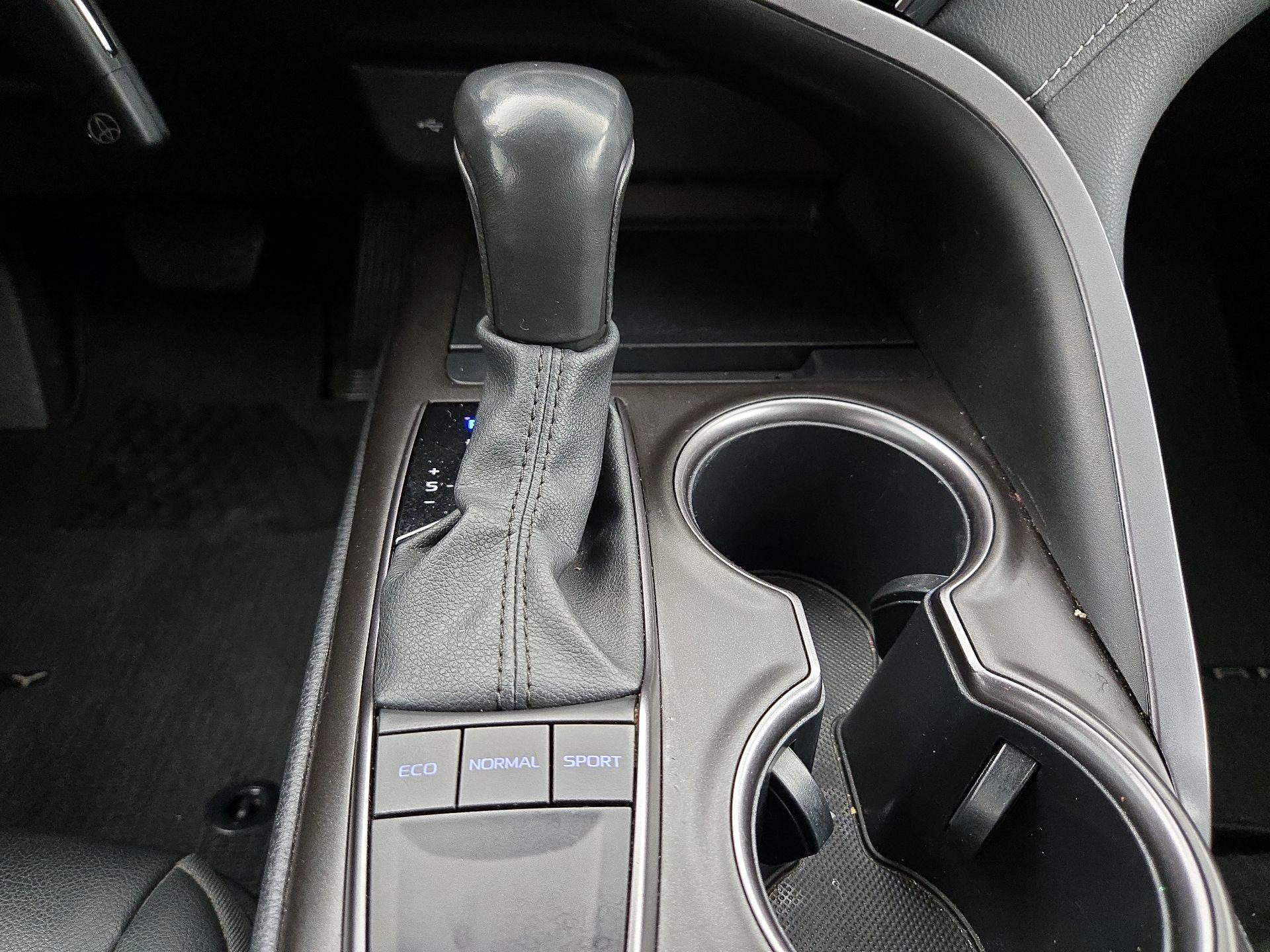 Thumbnail: 2024 Toyota Camry - 17