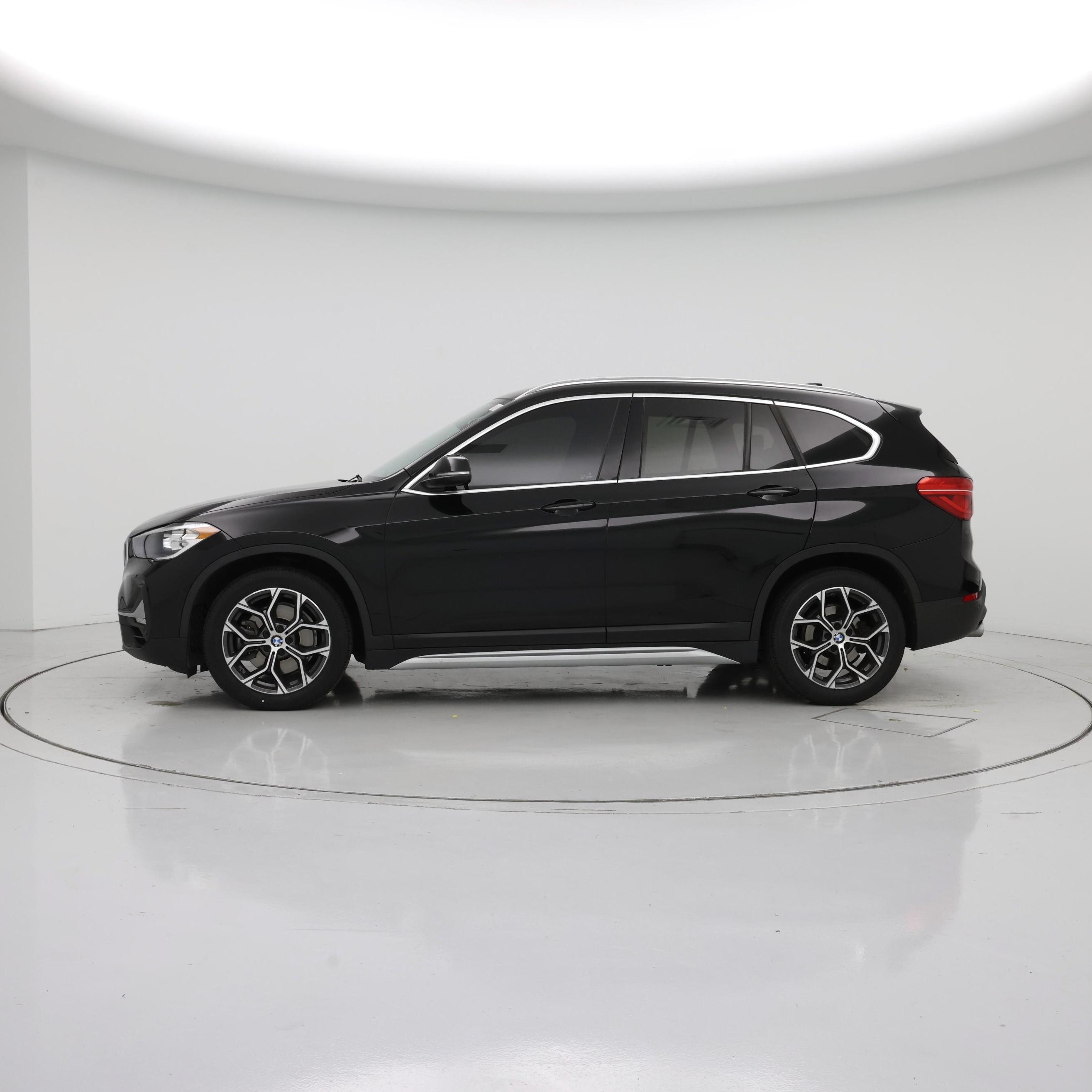 Thumbnail: 2020 BMW X1 - 3