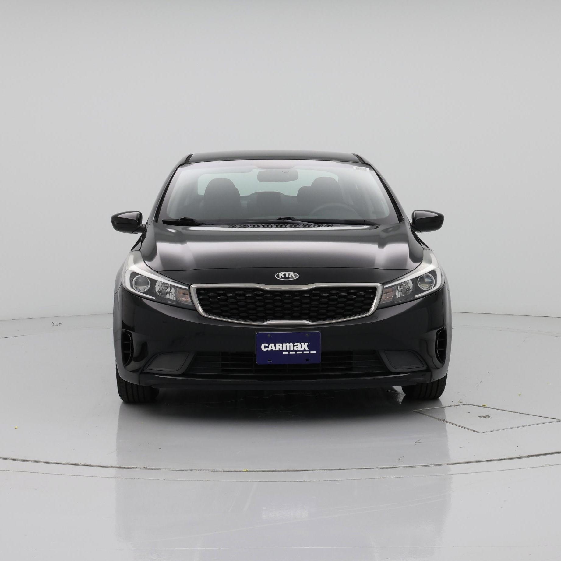 Thumbnail: 2017 Kia Forte - 5