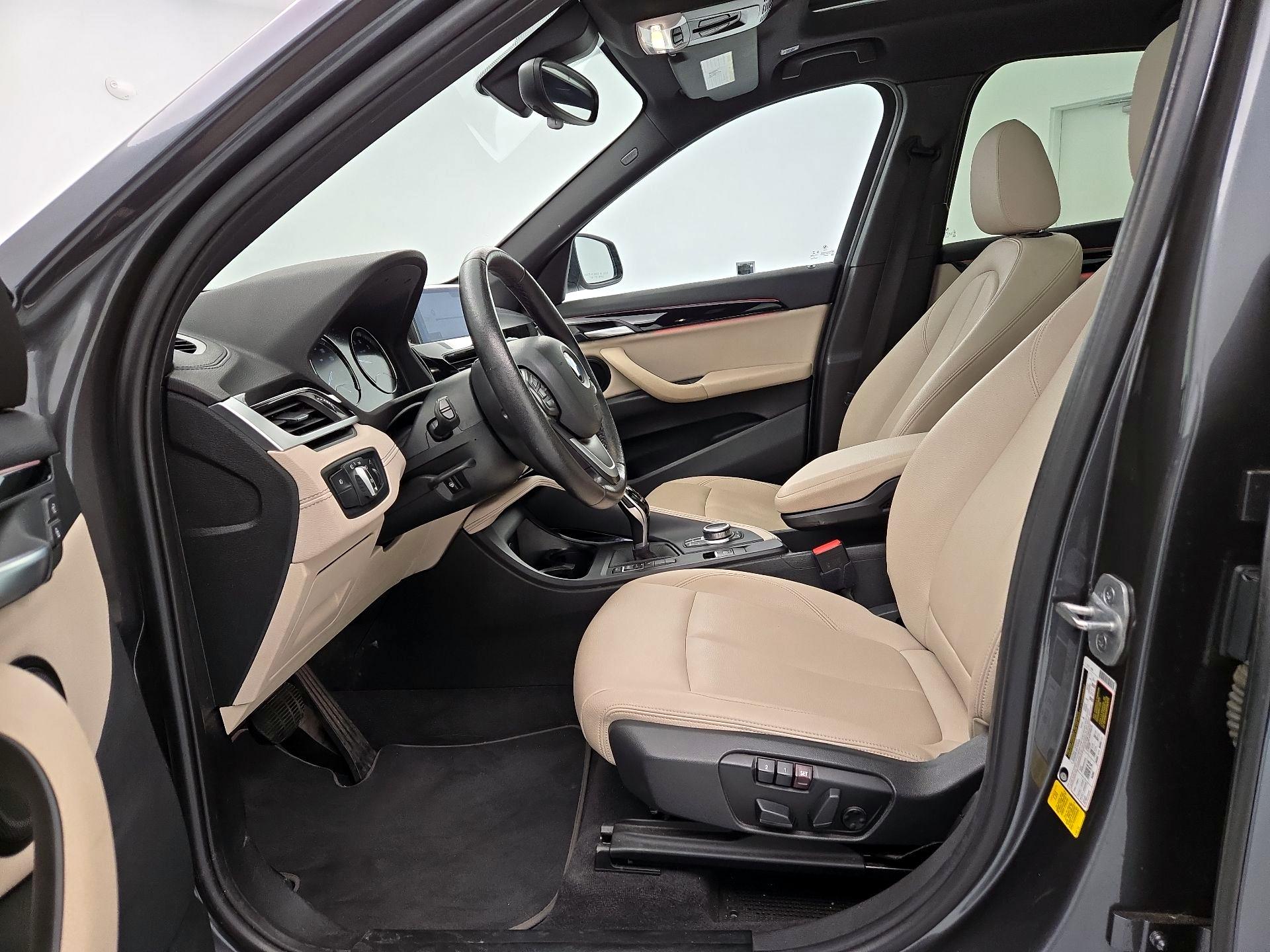 Thumbnail: 2020 BMW X1 - 11