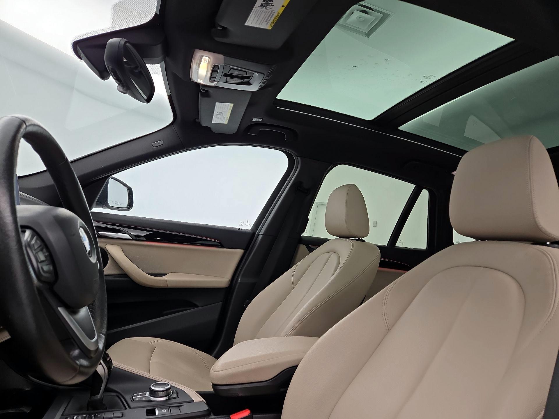 Thumbnail: 2020 BMW X1 - 20