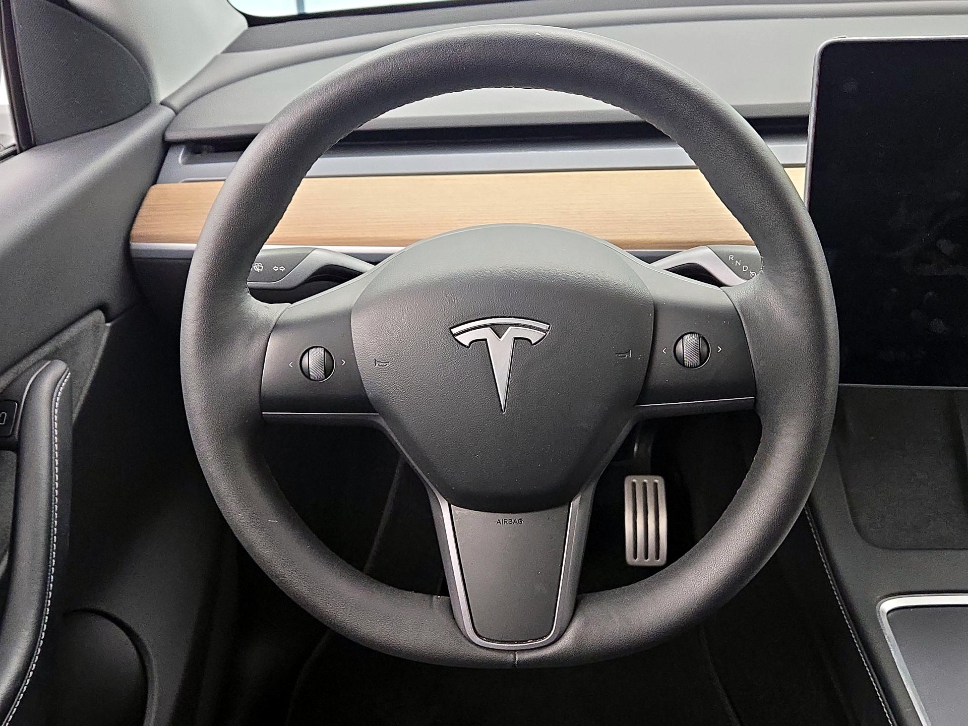 Thumbnail: 2022 Tesla Model Y - 10