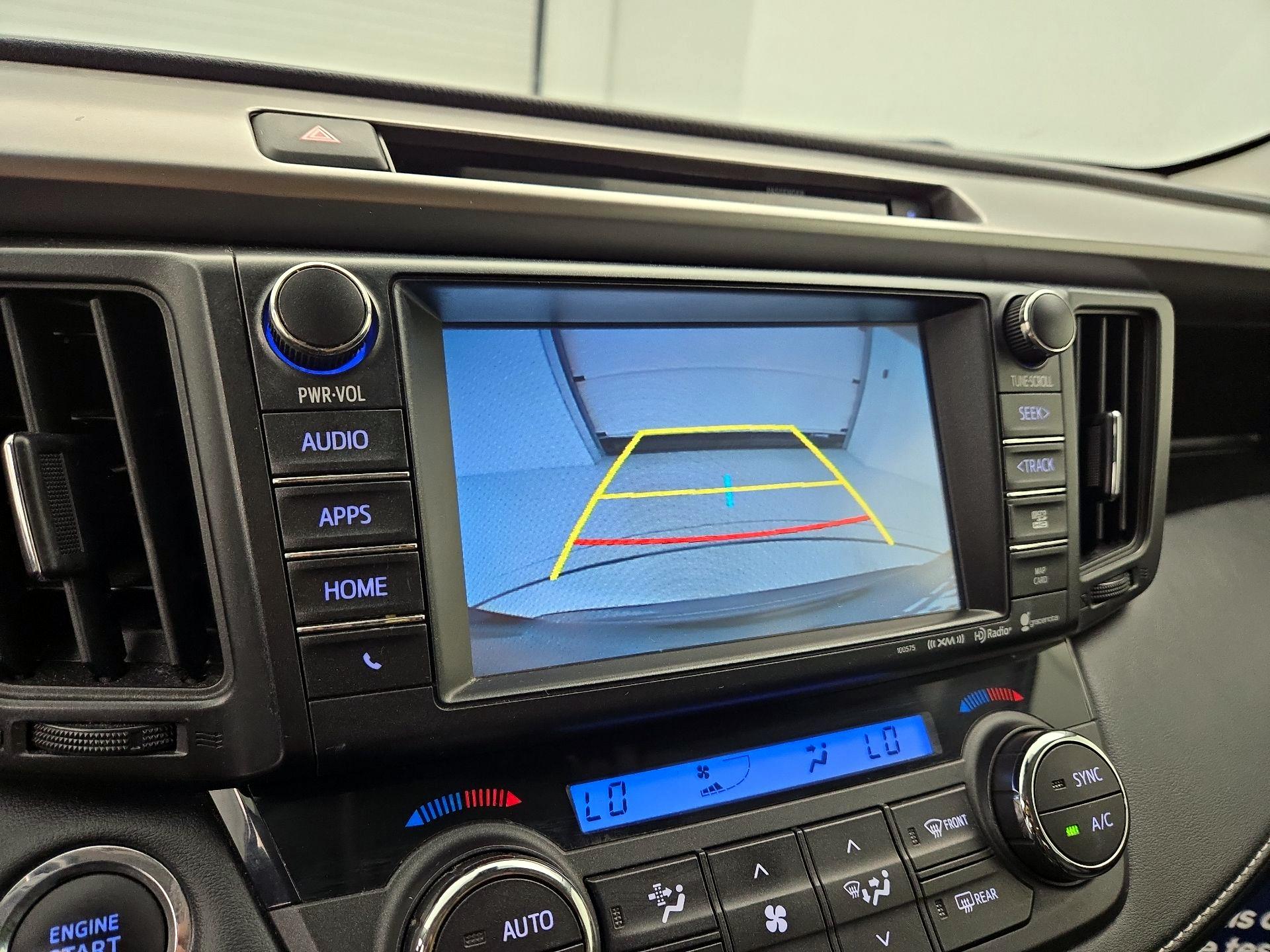 Thumbnail: 2016 Toyota RAV4 - 15