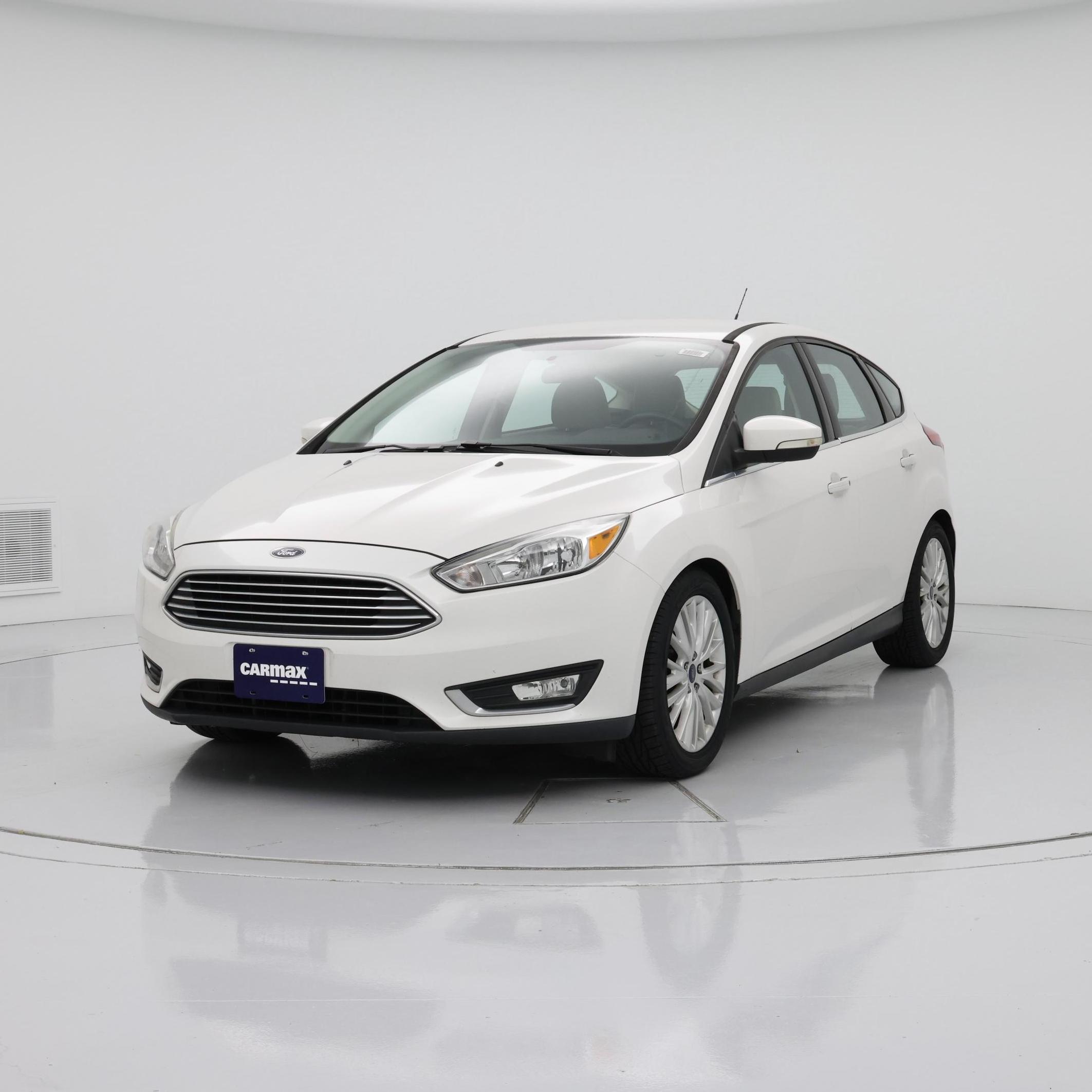 Thumbnail: 2016 Ford Focus - 4