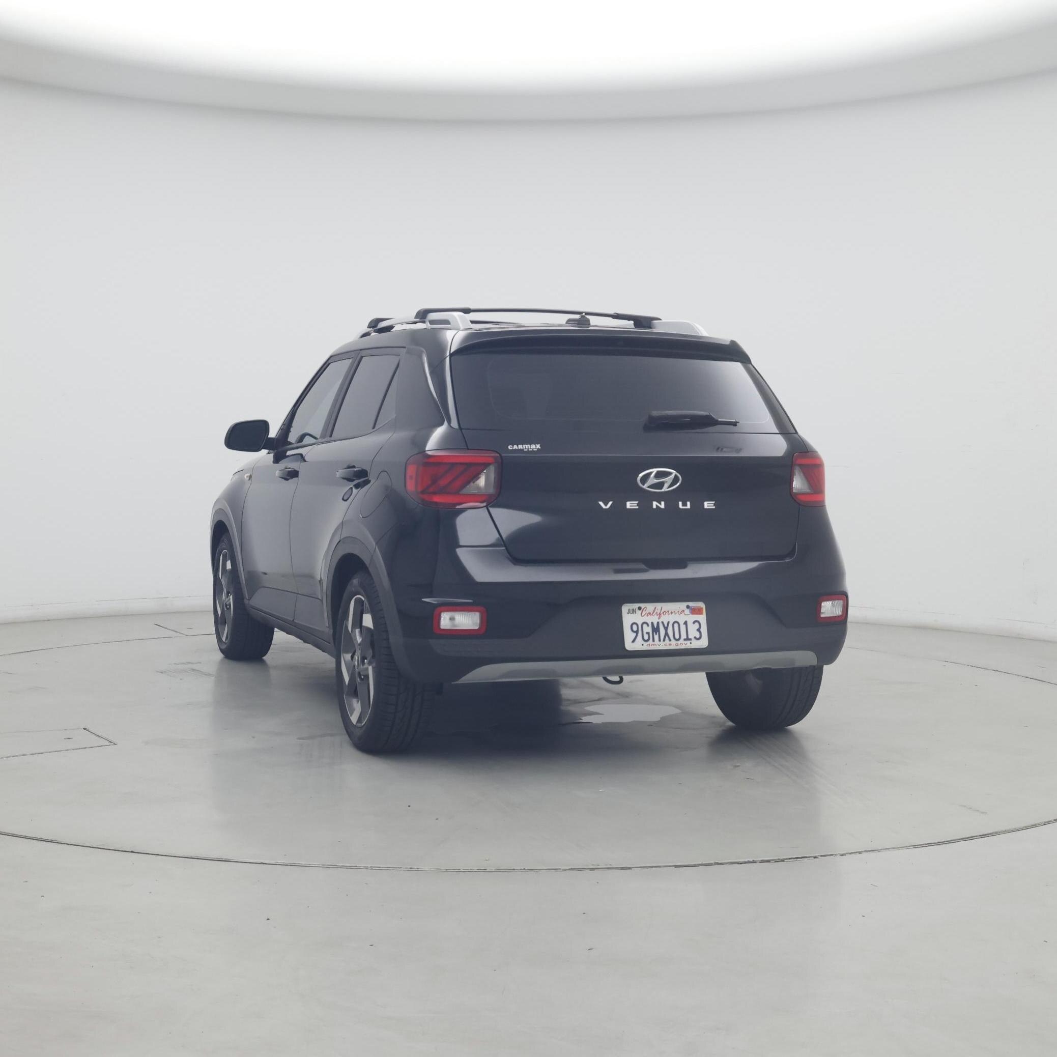 Thumbnail: 2023 Hyundai Venue - 3