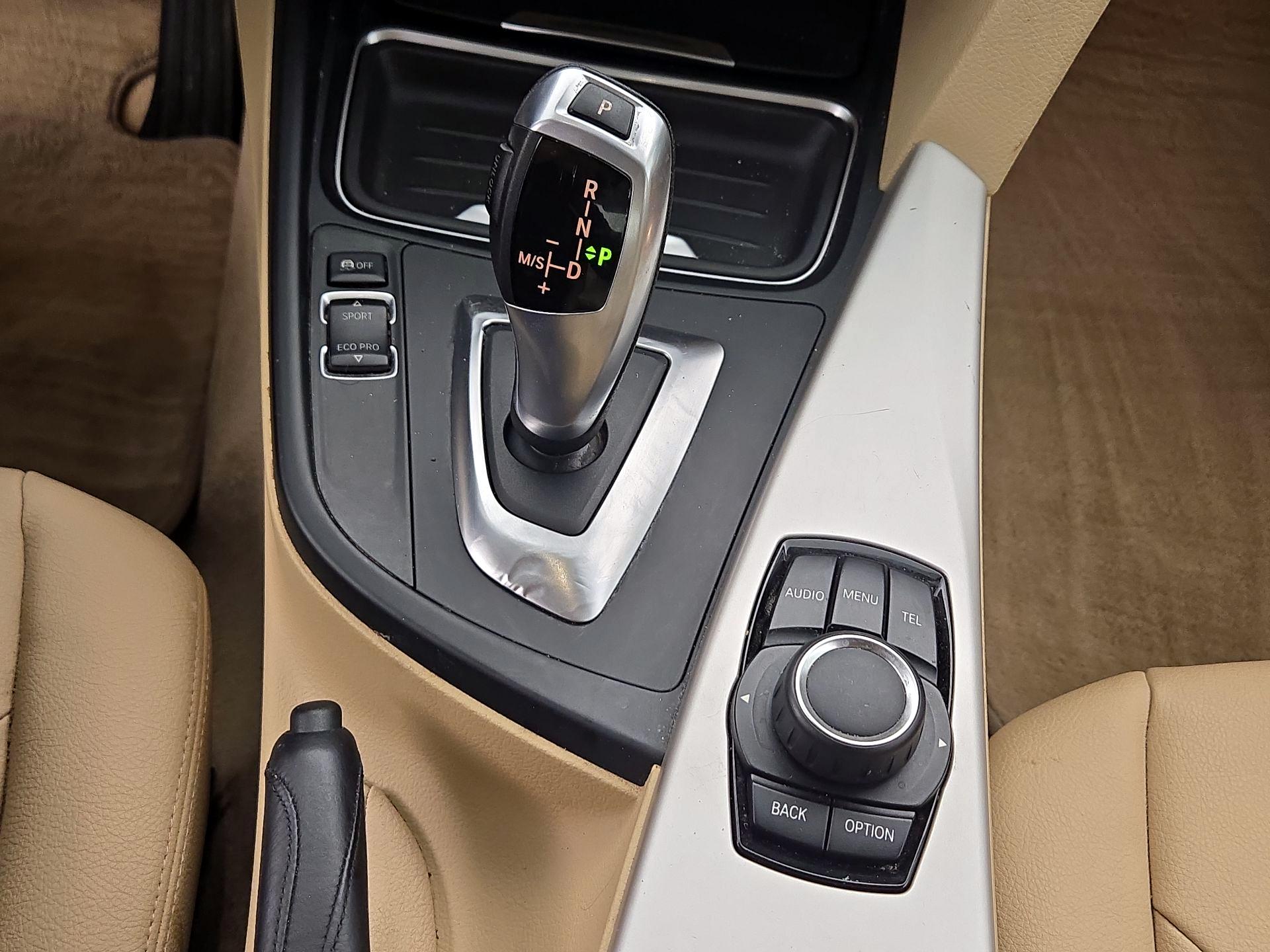 Thumbnail: 2014 BMW 3 Series - 16