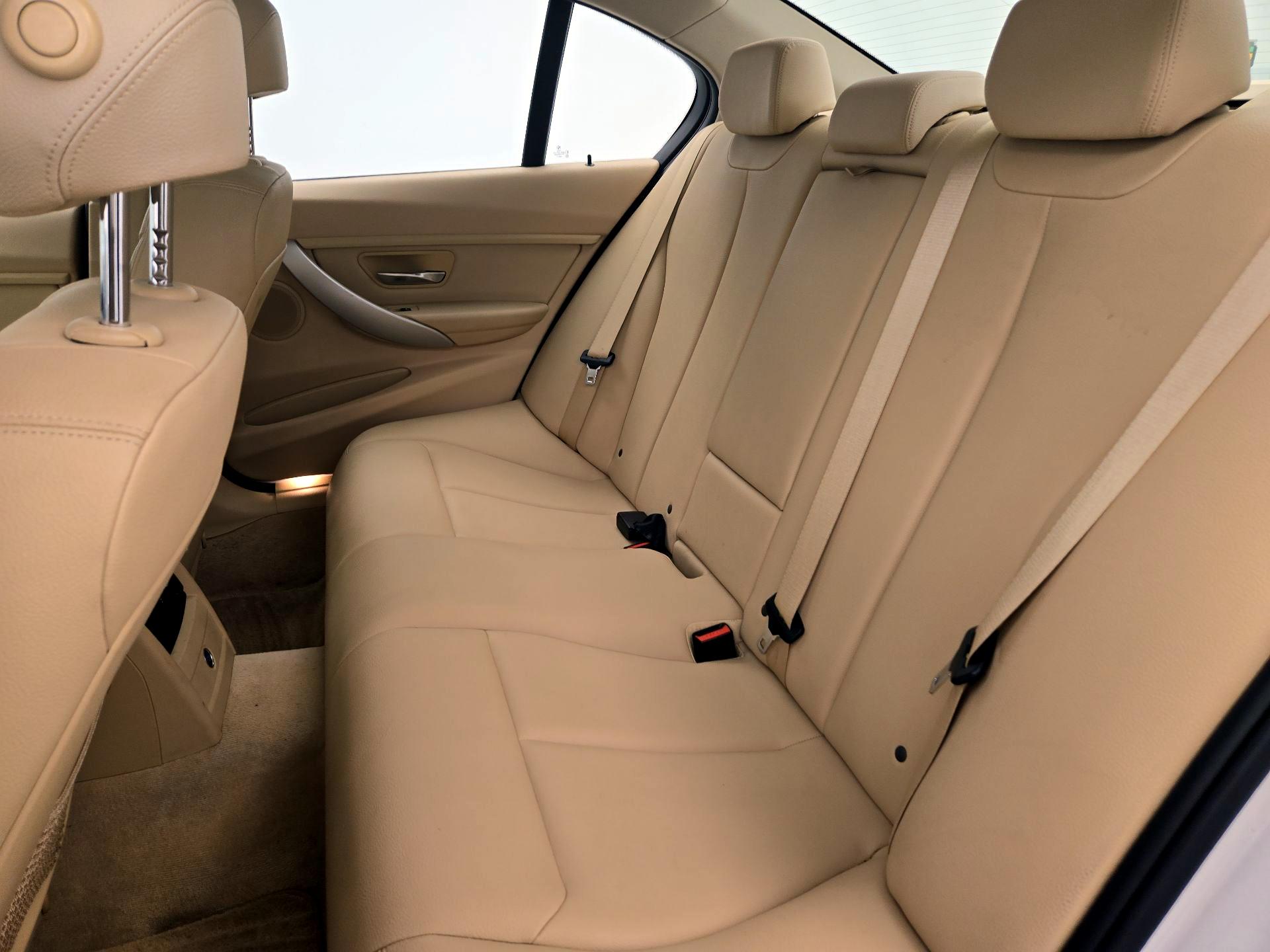 Thumbnail: 2014 BMW 3 Series - 19