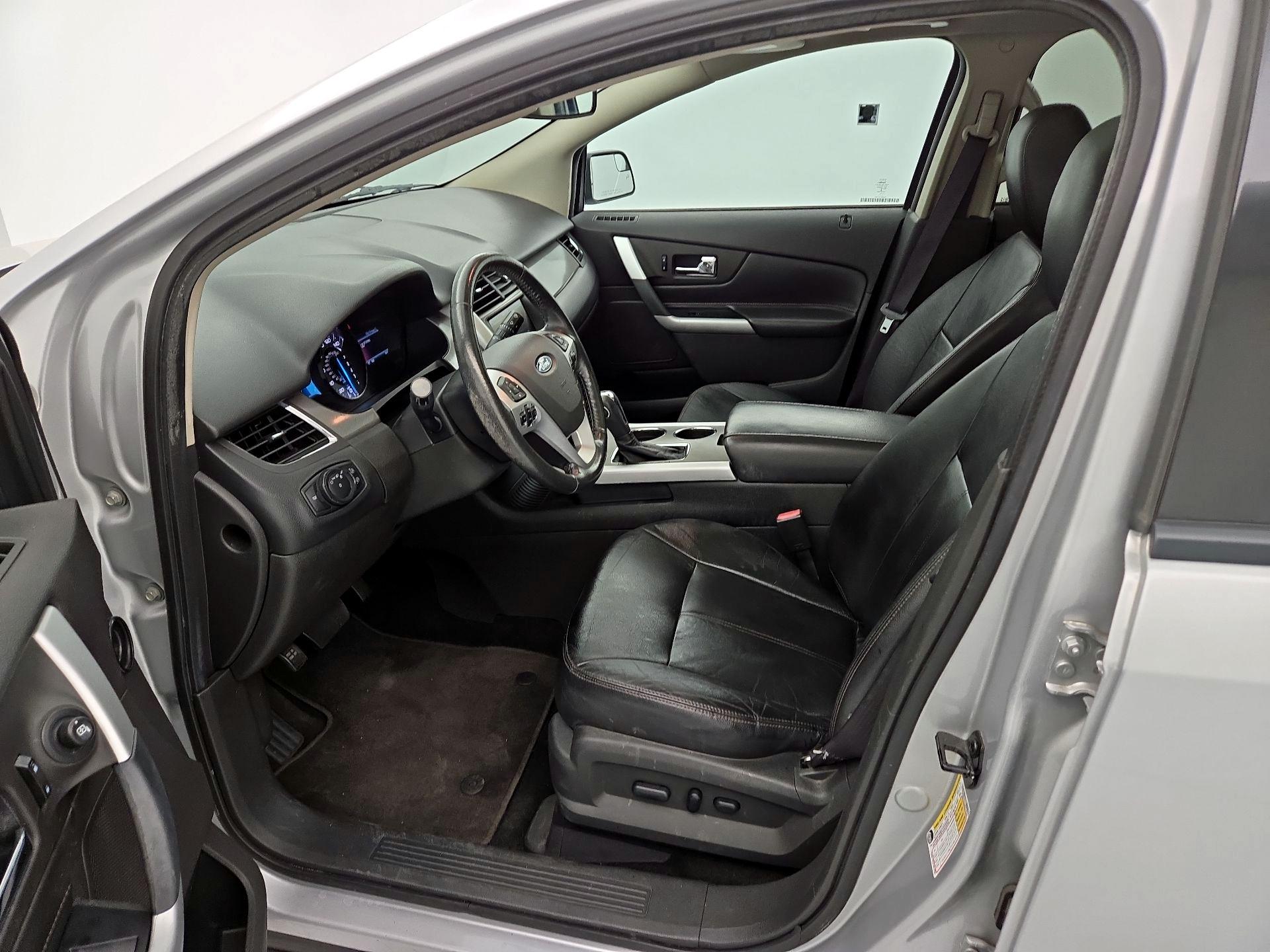 Thumbnail: 2013 Ford Edge - 11